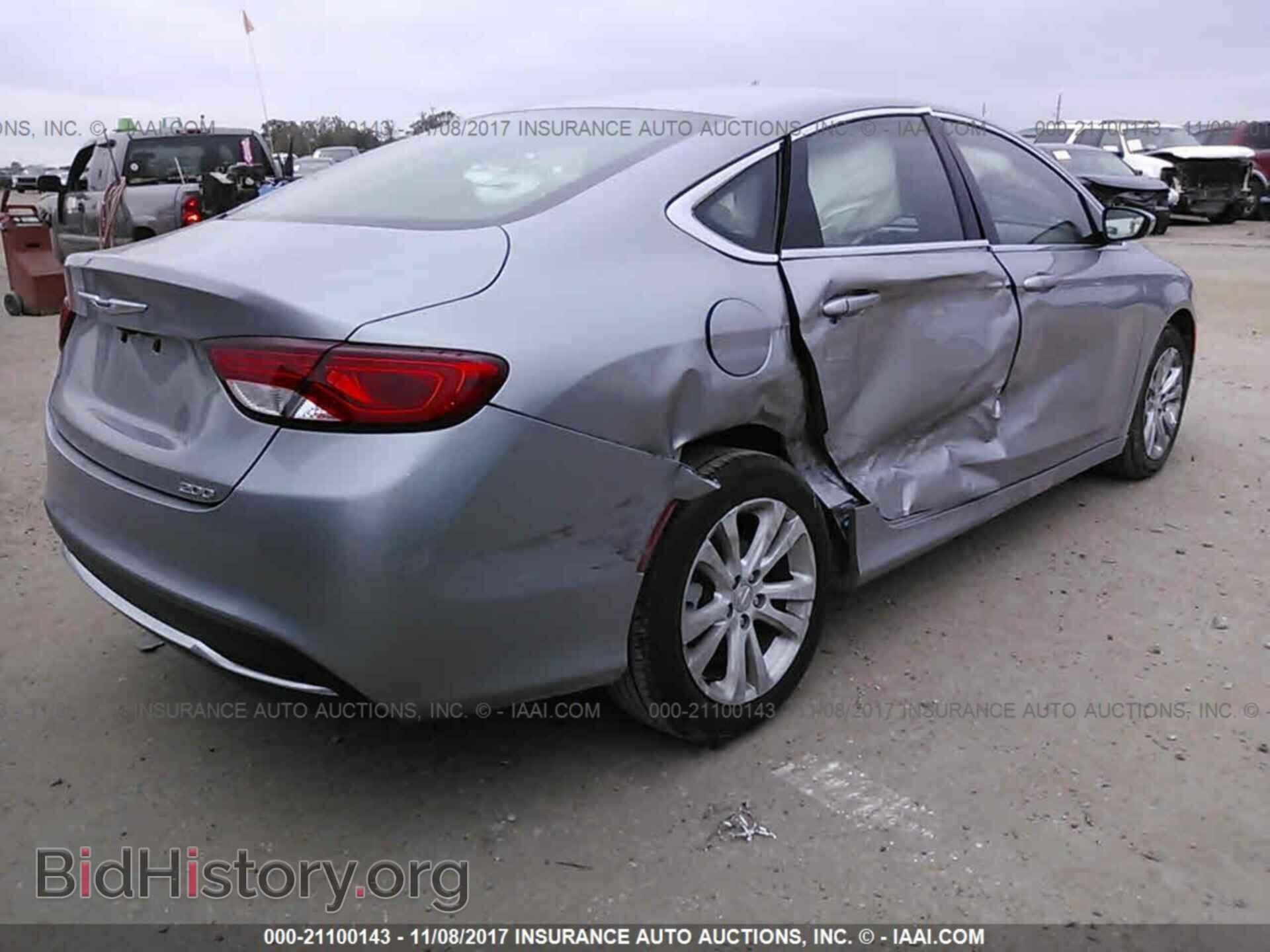 2016 Chrysler 200 - VIN: 1C3CCCAB7GN123950 - Фото 4