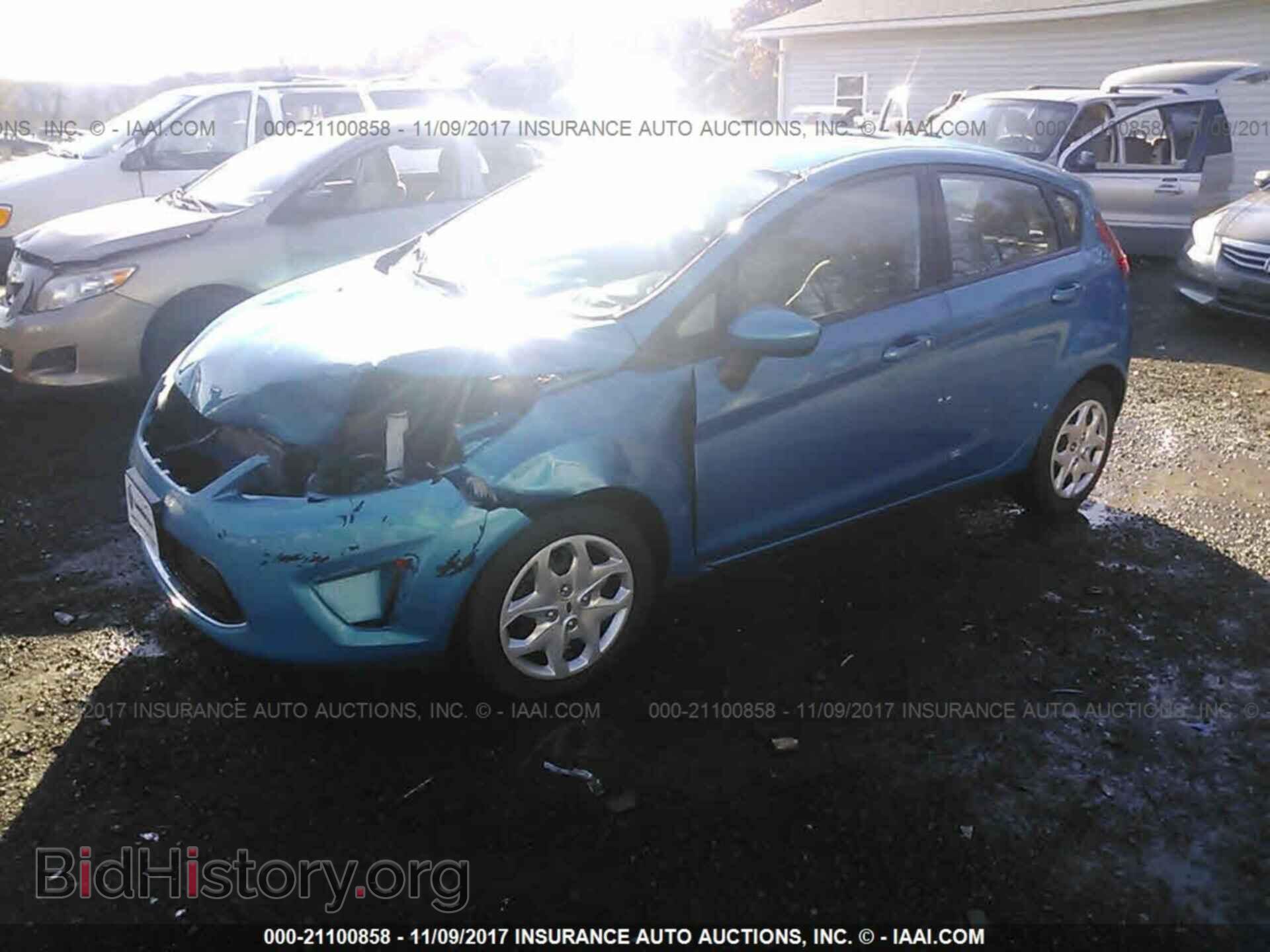 2012 Ford Fiesta - VIN: 3FADP4EJXCM104556 - Фото 2