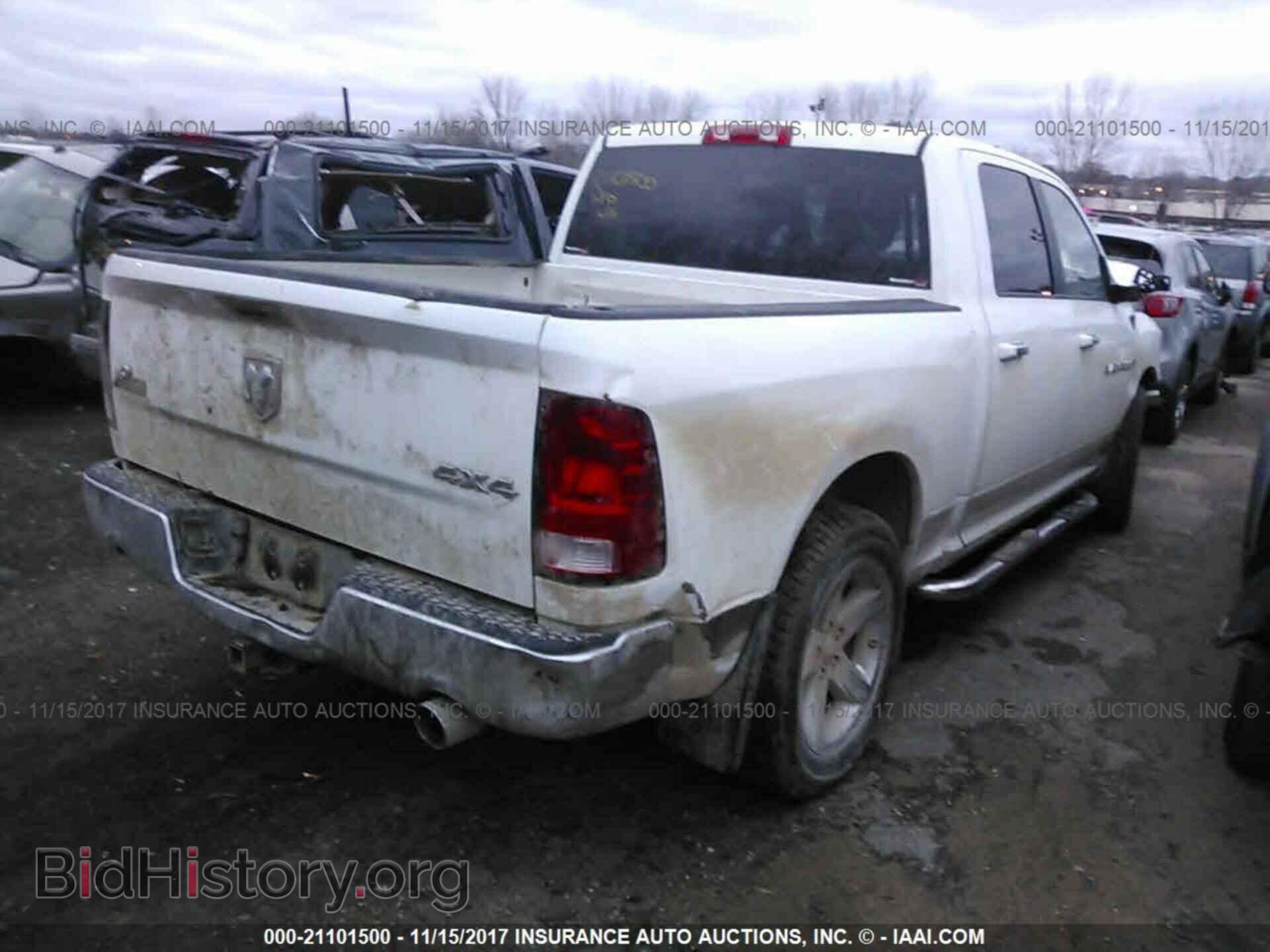 2012 Dodge Ram 1500 - VIN: 1C6RD7LT5CS213455 - Фото 4