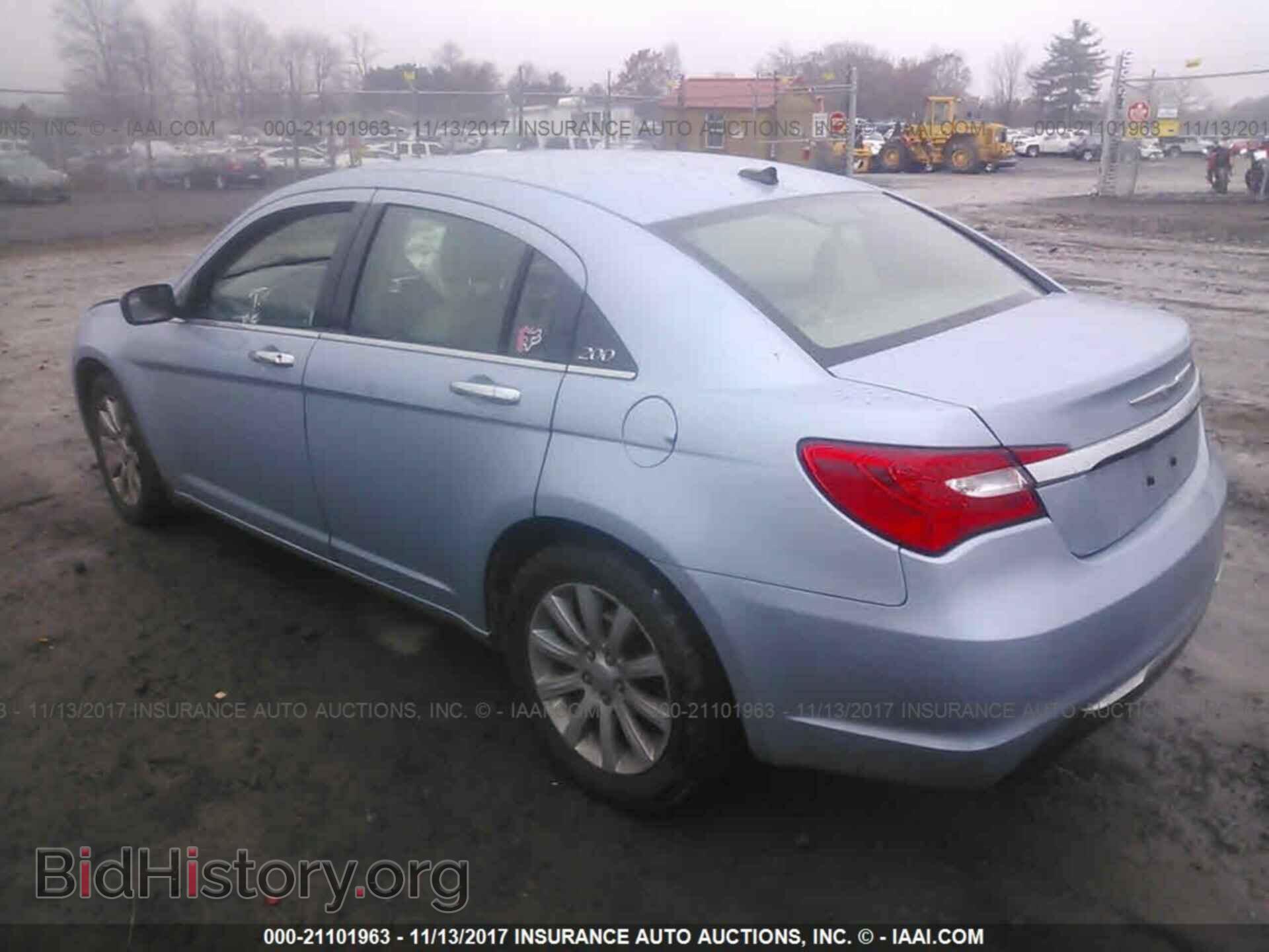 2013 Chrysler 200 - VIN: 1C3CCBCG1DN595673 - Фото 3