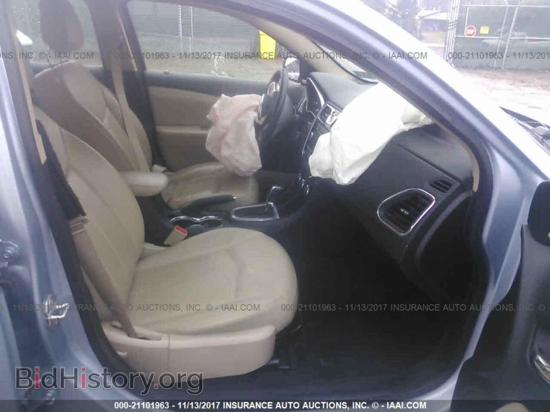 2013 Chrysler 200 - VIN: 1C3CCBCG1DN595673 - Фото 5
