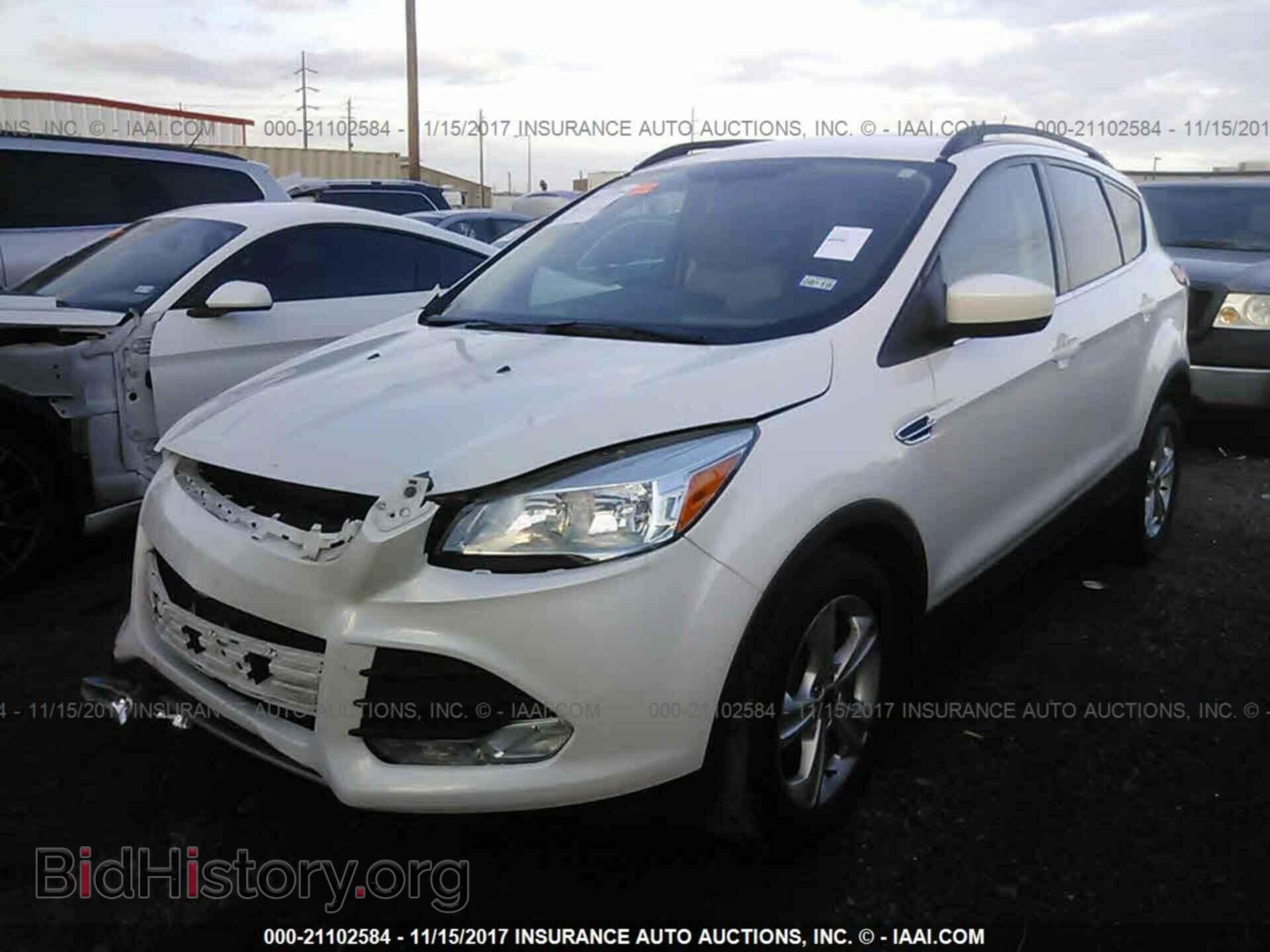 2015 Ford Escape - VIN: 1FMCU0GX2FUB29357 - Фото 2
