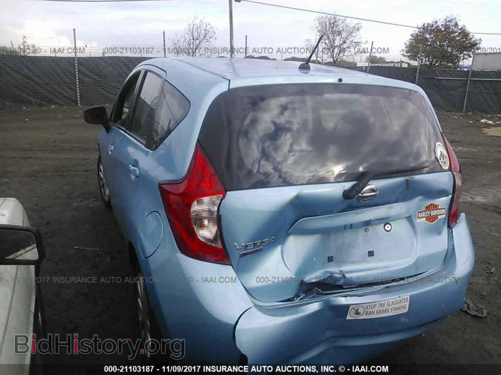 2015 Nissan Versa note - VIN: 3N1CE2CP1FL370066 - Photo 3
