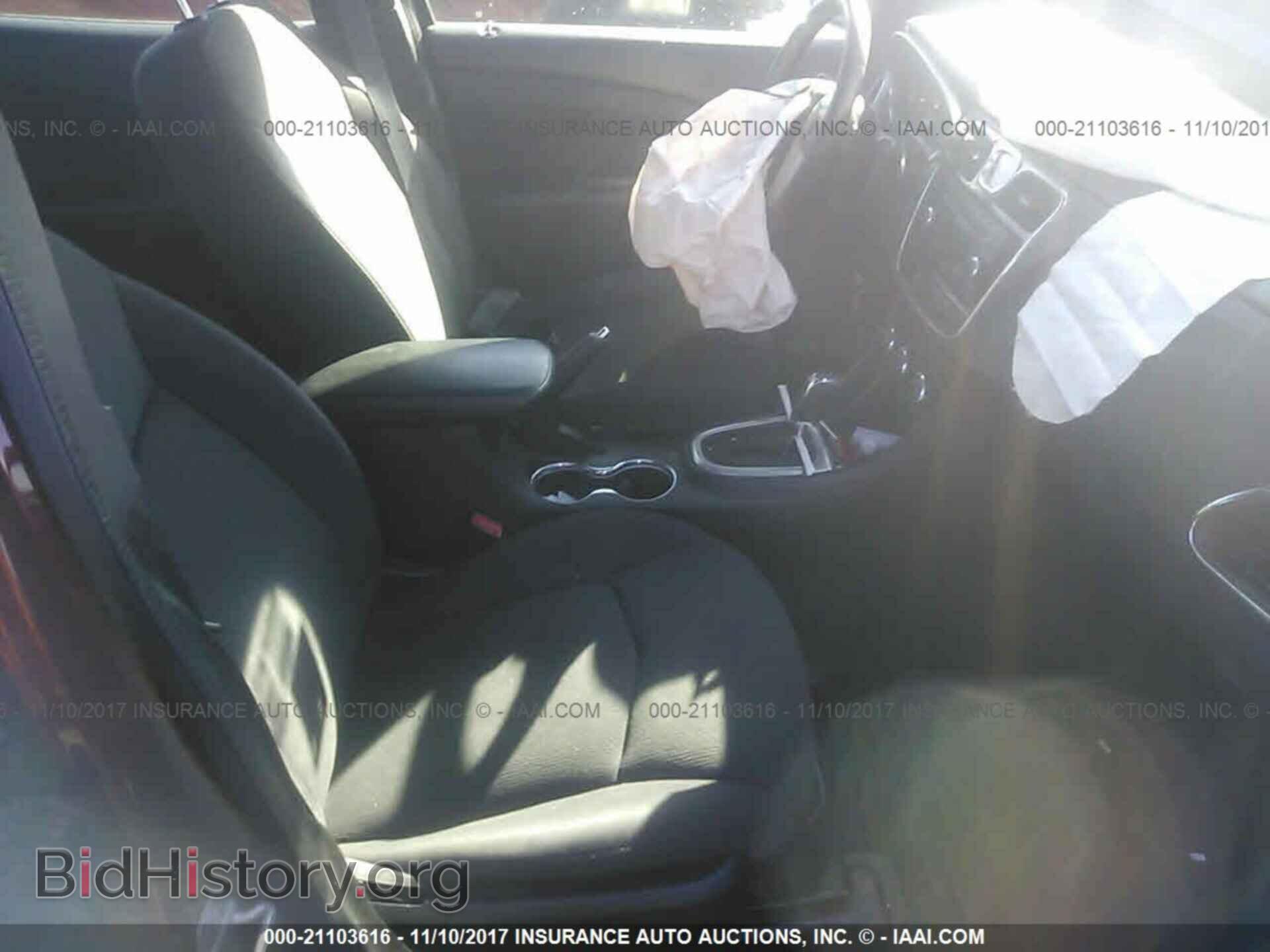 2013 Chrysler 200 - VIN: 1C3CCBBB9DN672800 - Фото 5