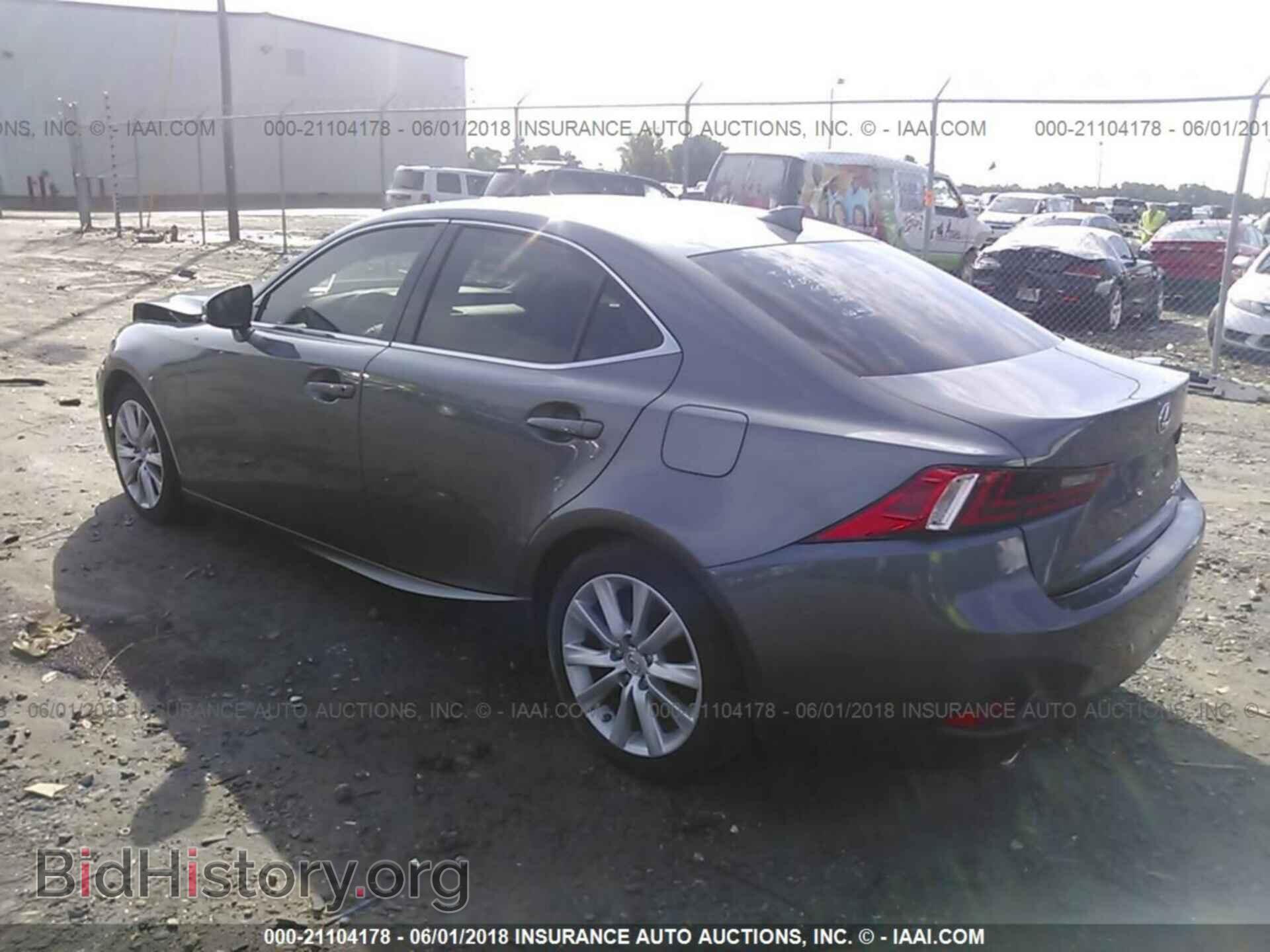 2014 Lexus Is - VIN: JTHBF1D29E5040532 - Photo 3