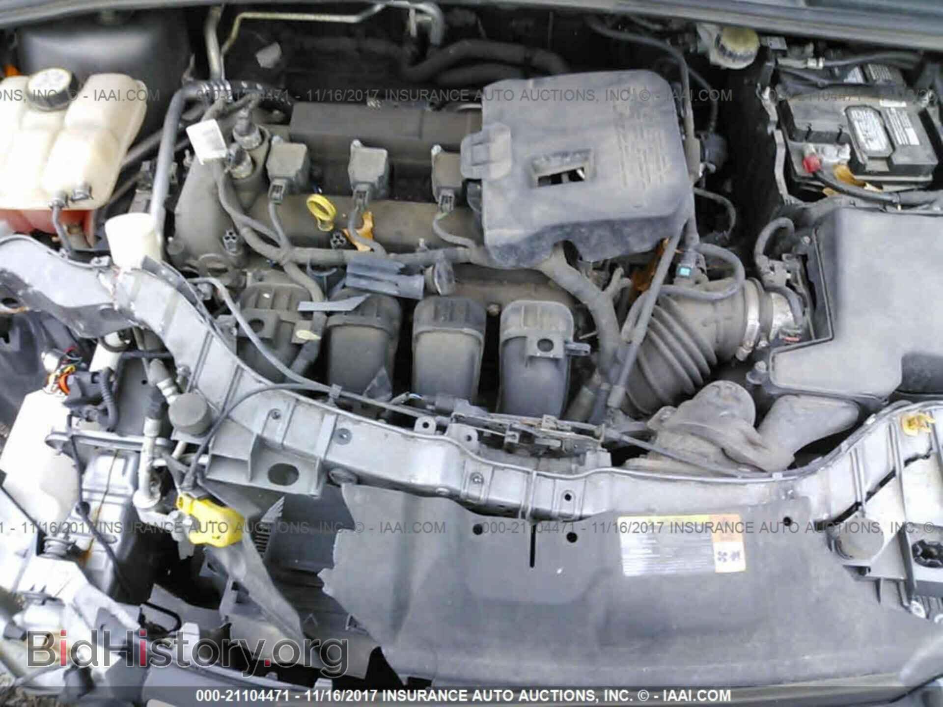 2012 Ford Focus - VIN: 1FAHP3F2XCL183098 - Photo 10