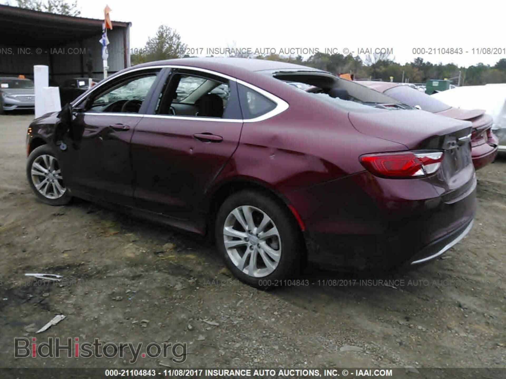 2015 Chrysler 200 - VIN: 1C3CCCAB5FN752718 - Photo 3