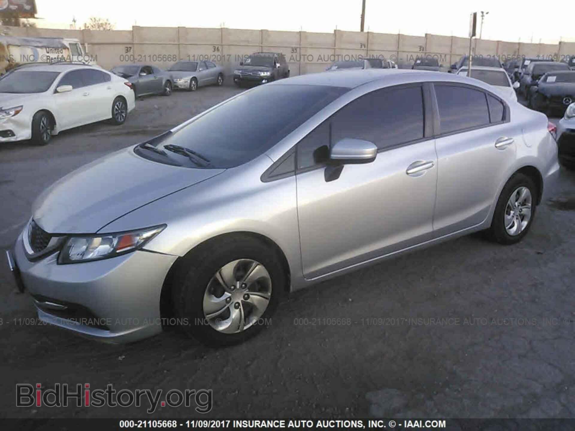 2014 Honda Civic - VIN: 19XFB2F51EE202962 - Фото 2