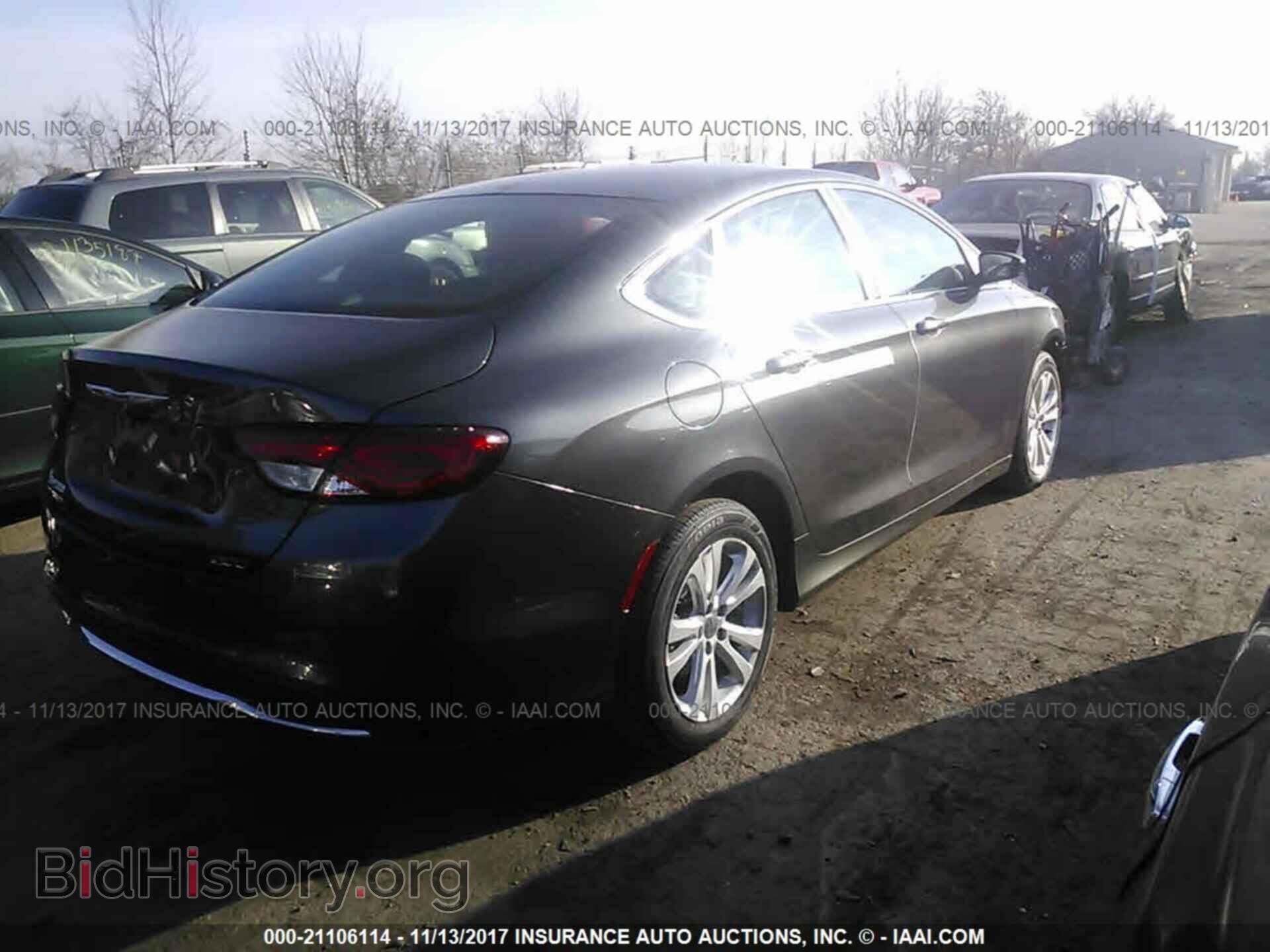 2016 Chrysler 200 - VIN: 1C3CCCAB1GN116315 - Photo 4