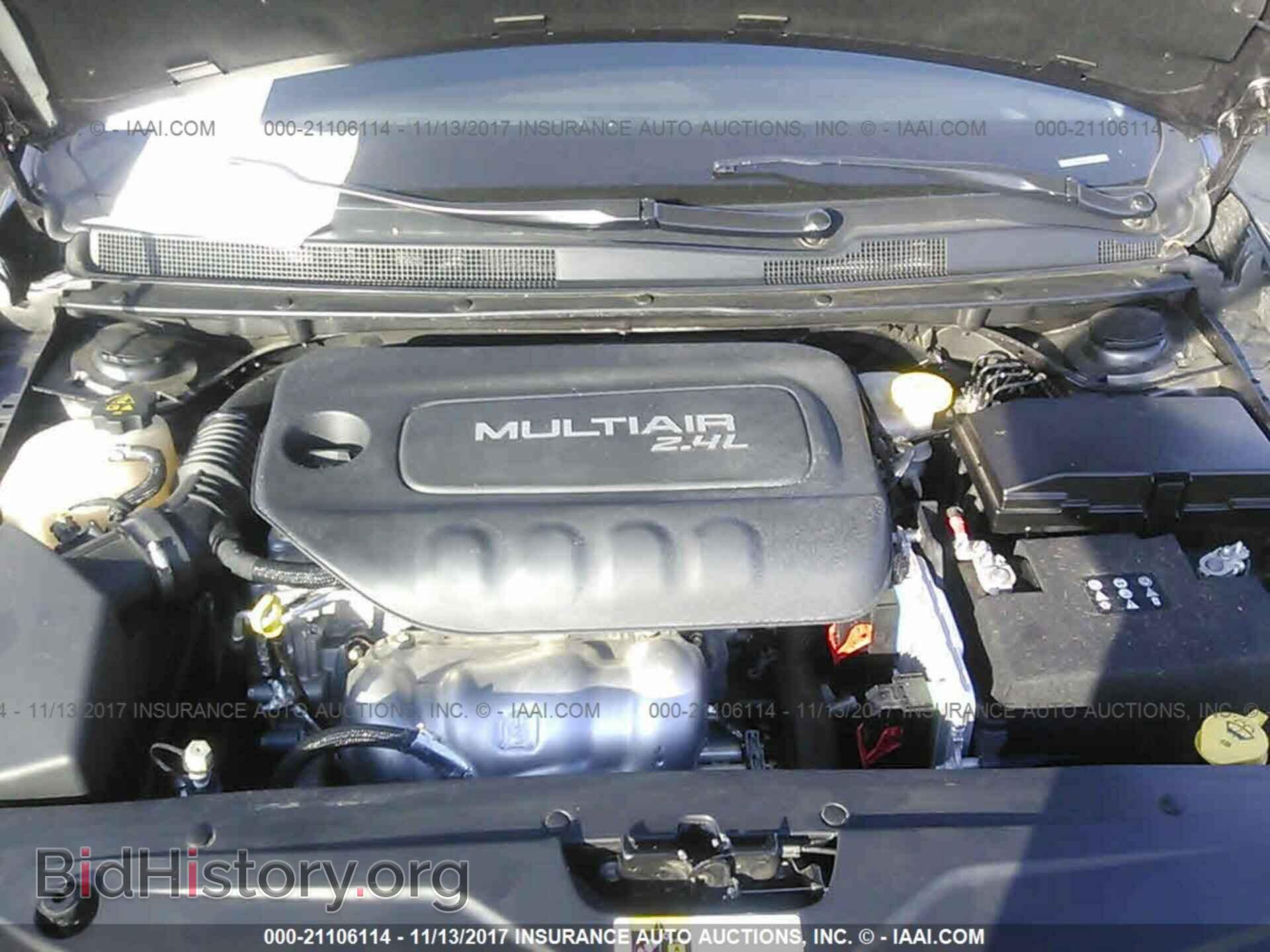 2016 Chrysler 200 - VIN: 1C3CCCAB1GN116315 - Photo 10
