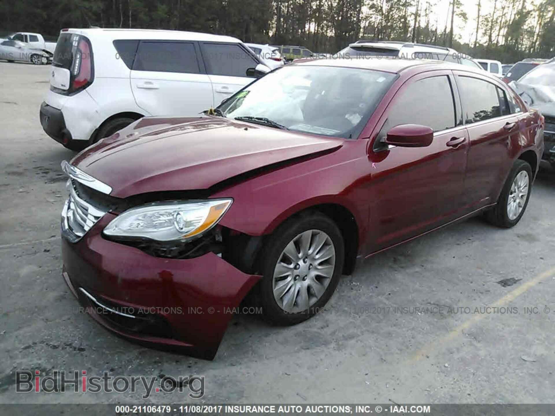 2012 Chrysler 200 - VIN: 1C3CCBAB1CN140778 - Photo 2