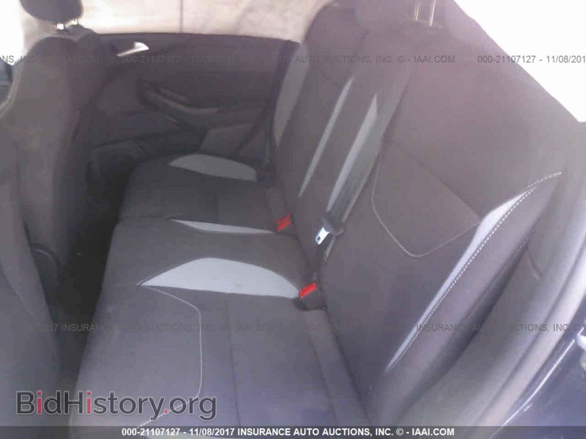 2017 Ford Focus - VIN: 1FADP3L92HL308425 - Photo 8