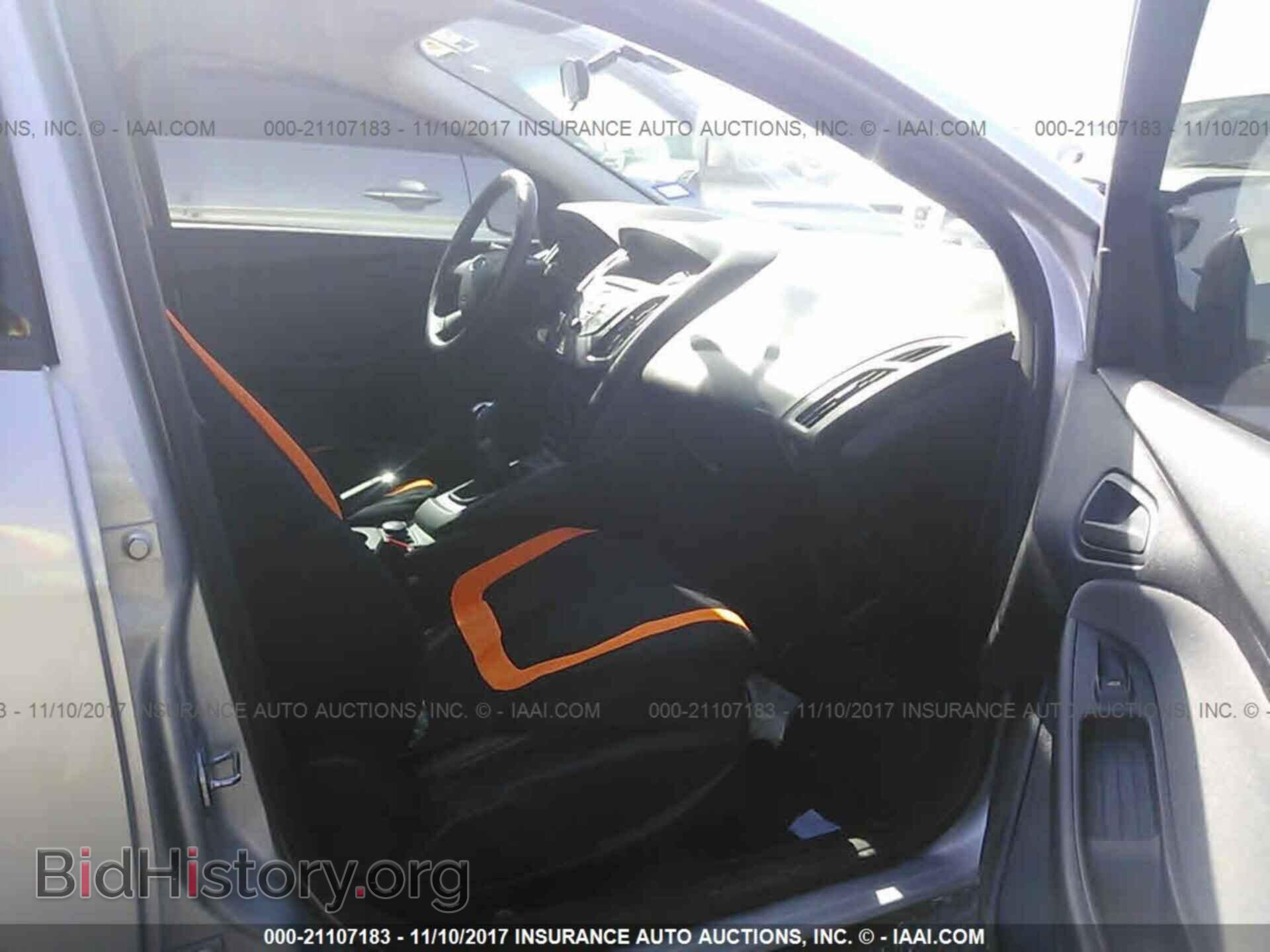 2014 Ford Focus - VIN: 1FADP3E20EL430065 - Photo 5