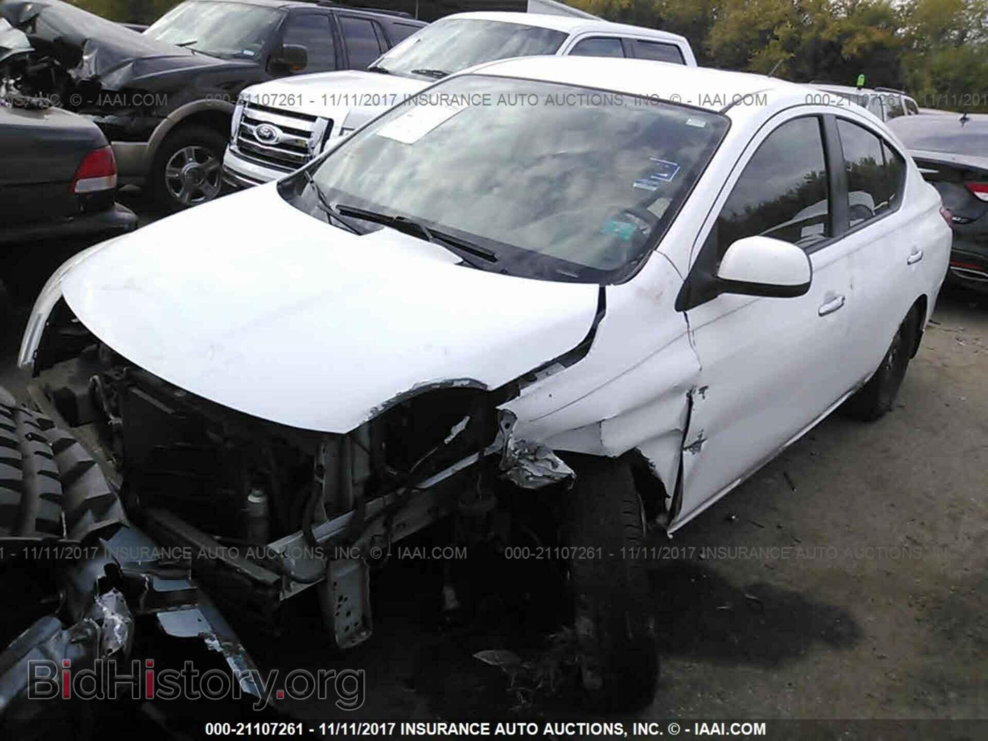 2012 Nissan Versa - VIN: 3N1CN7AP1CL908826 - Фото 2