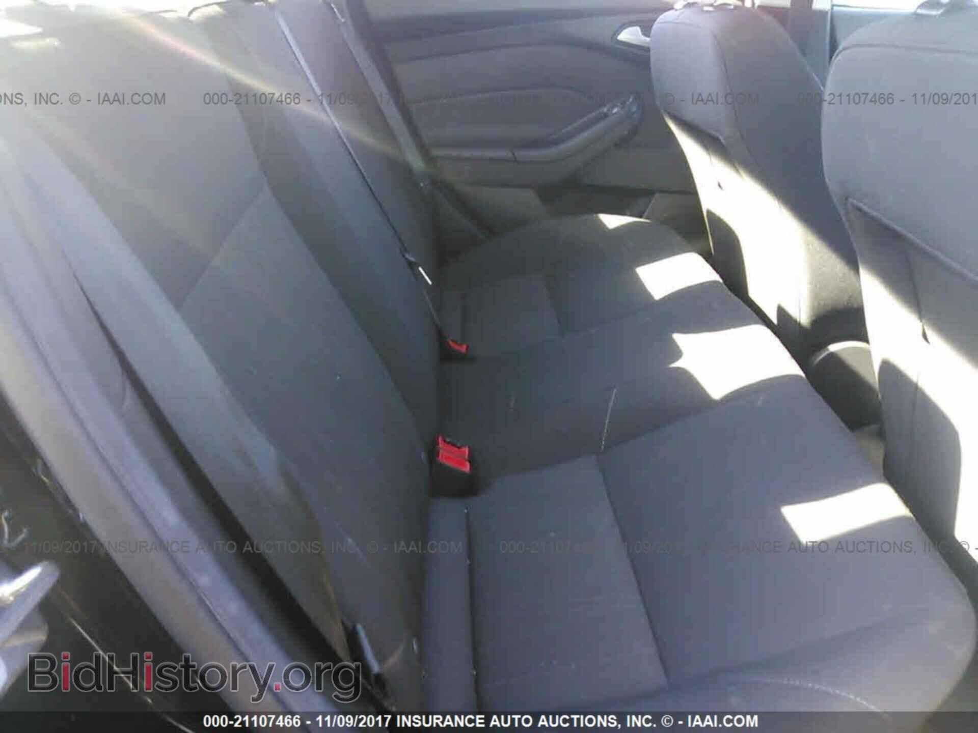 2017 Ford Focus - VIN: 1FADP3F24HL274843 - Photo 8