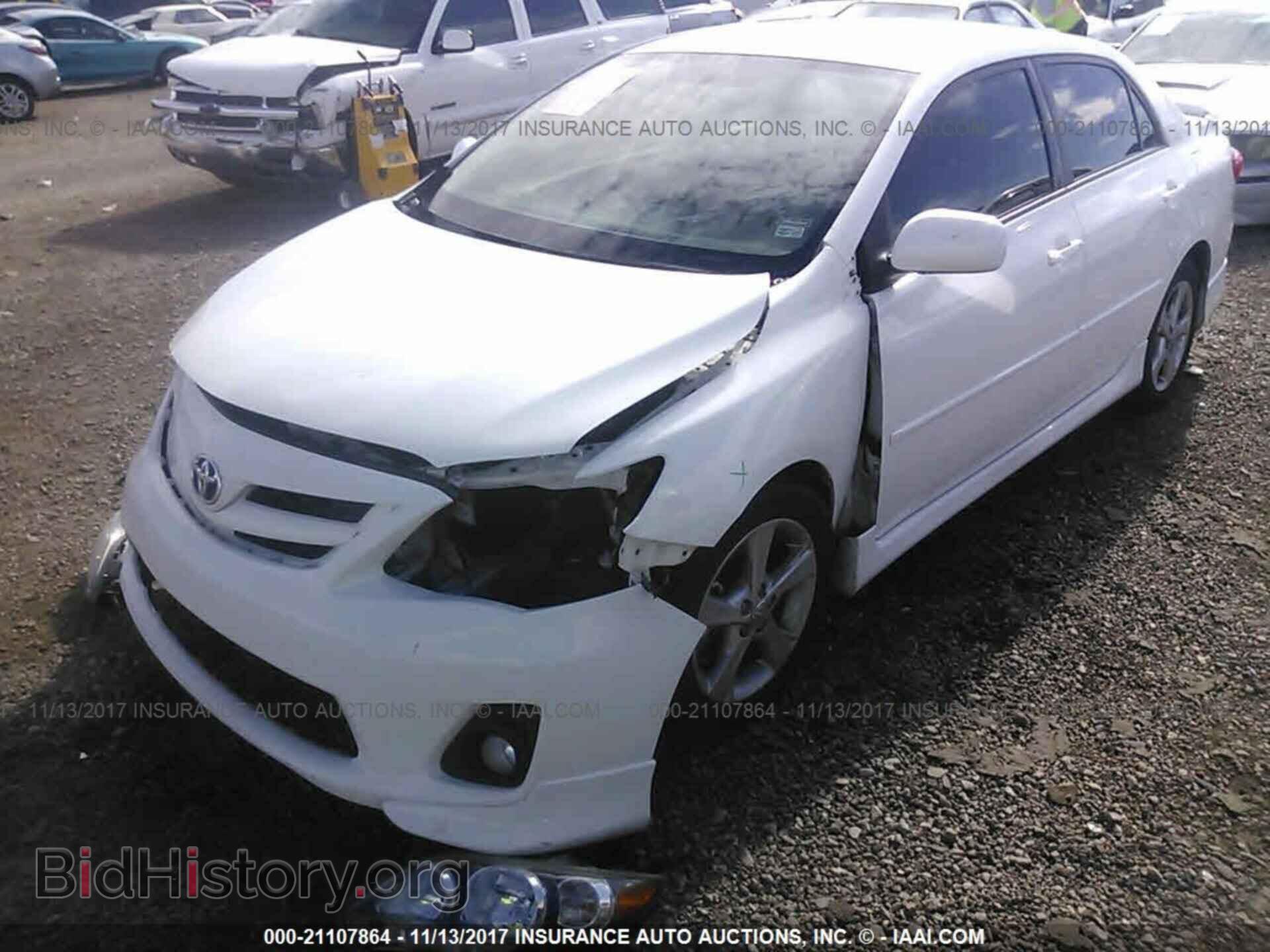 2011 Toyota Corolla - VIN: 2T1BU4EEXBC549349 - Фото 2