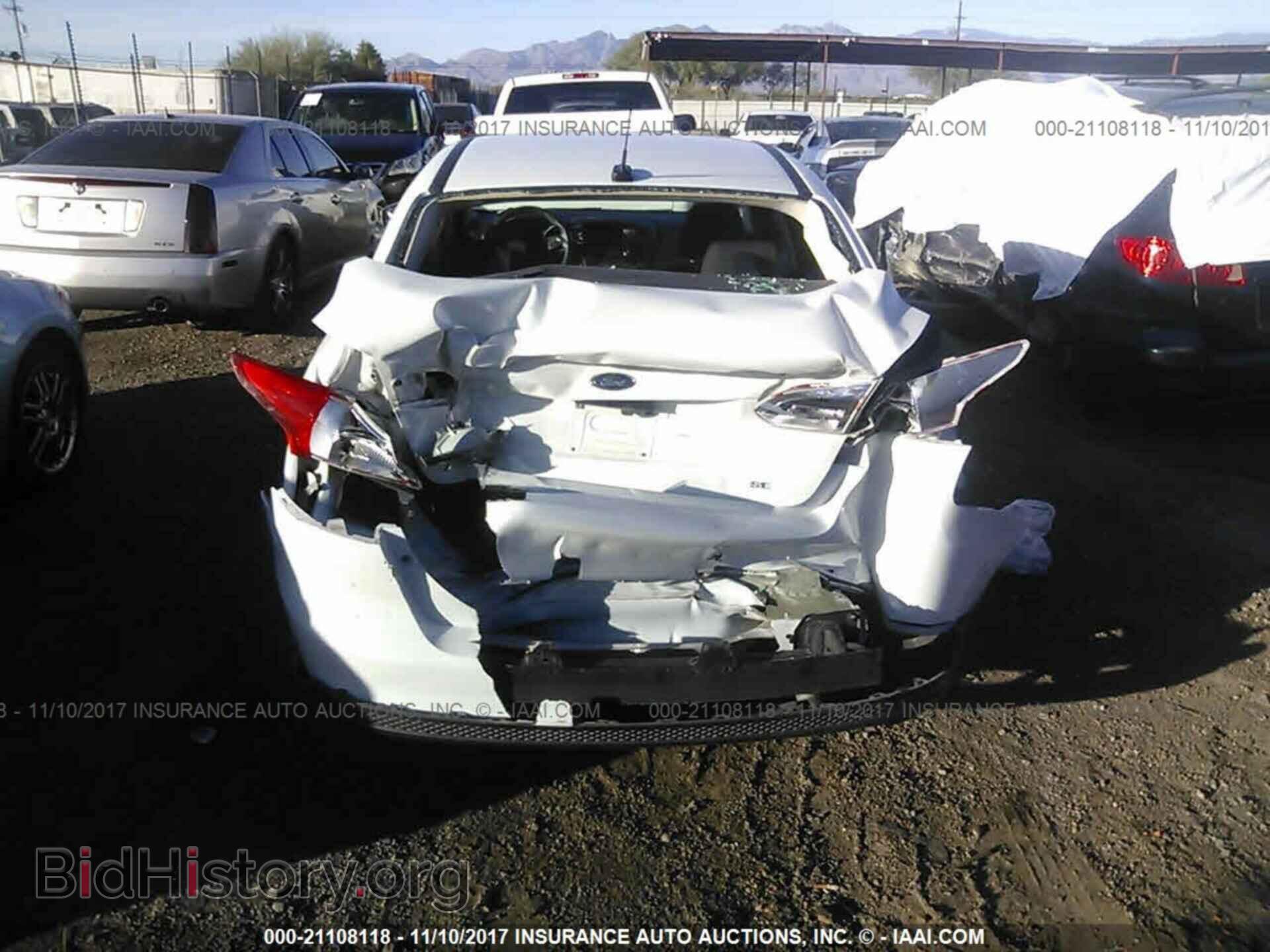 2016 Ford Focus - VIN: 1FADP3F24GL337700 - Photo 6