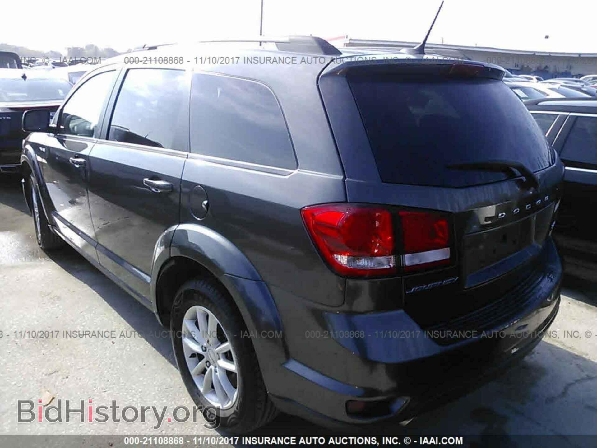2015 Dodge Journey - VIN: 3C4PDCBG9FT742813 - Photo 3