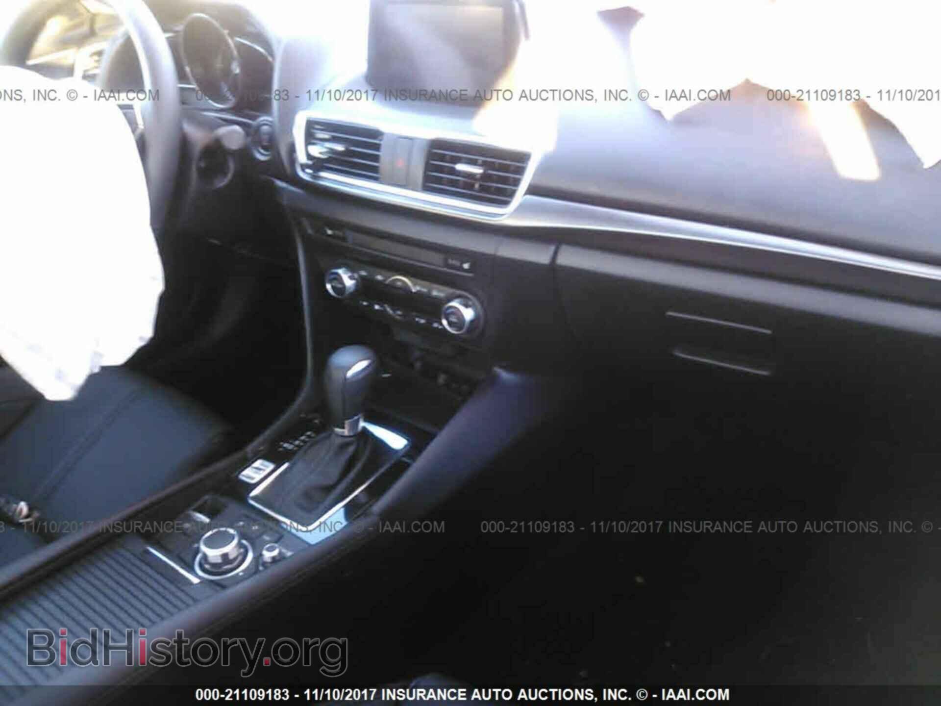 2017 Mazda 3 - VIN: 3MZBN1W38HM140465 - Photo 5