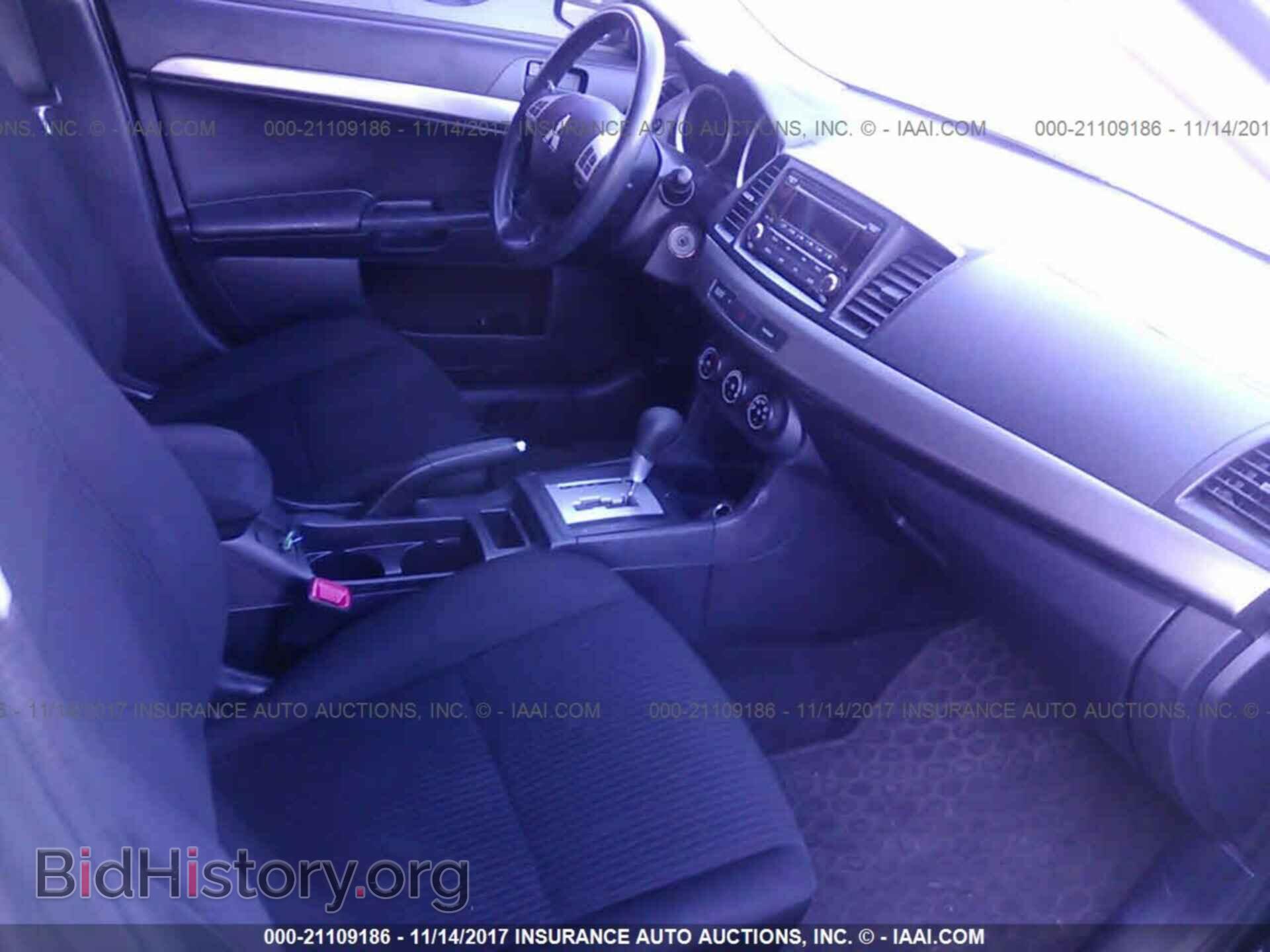 2014 Mitsubishi Lancer - VIN: JA32U2FUXEU018555 - Фото 5