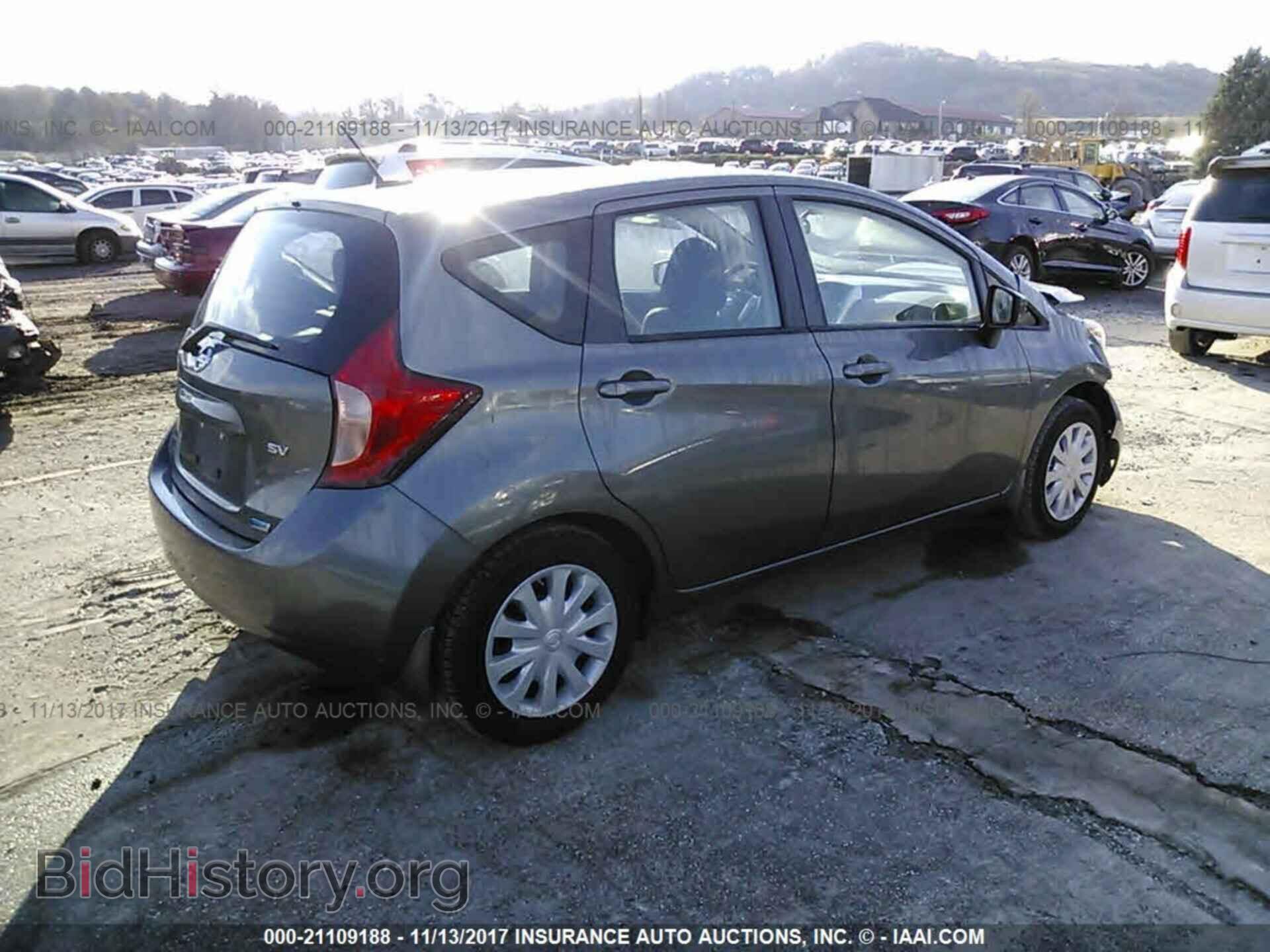 2016 Nissan Versa note - VIN: 3N1CE2CP4GL366076 - Фото 4