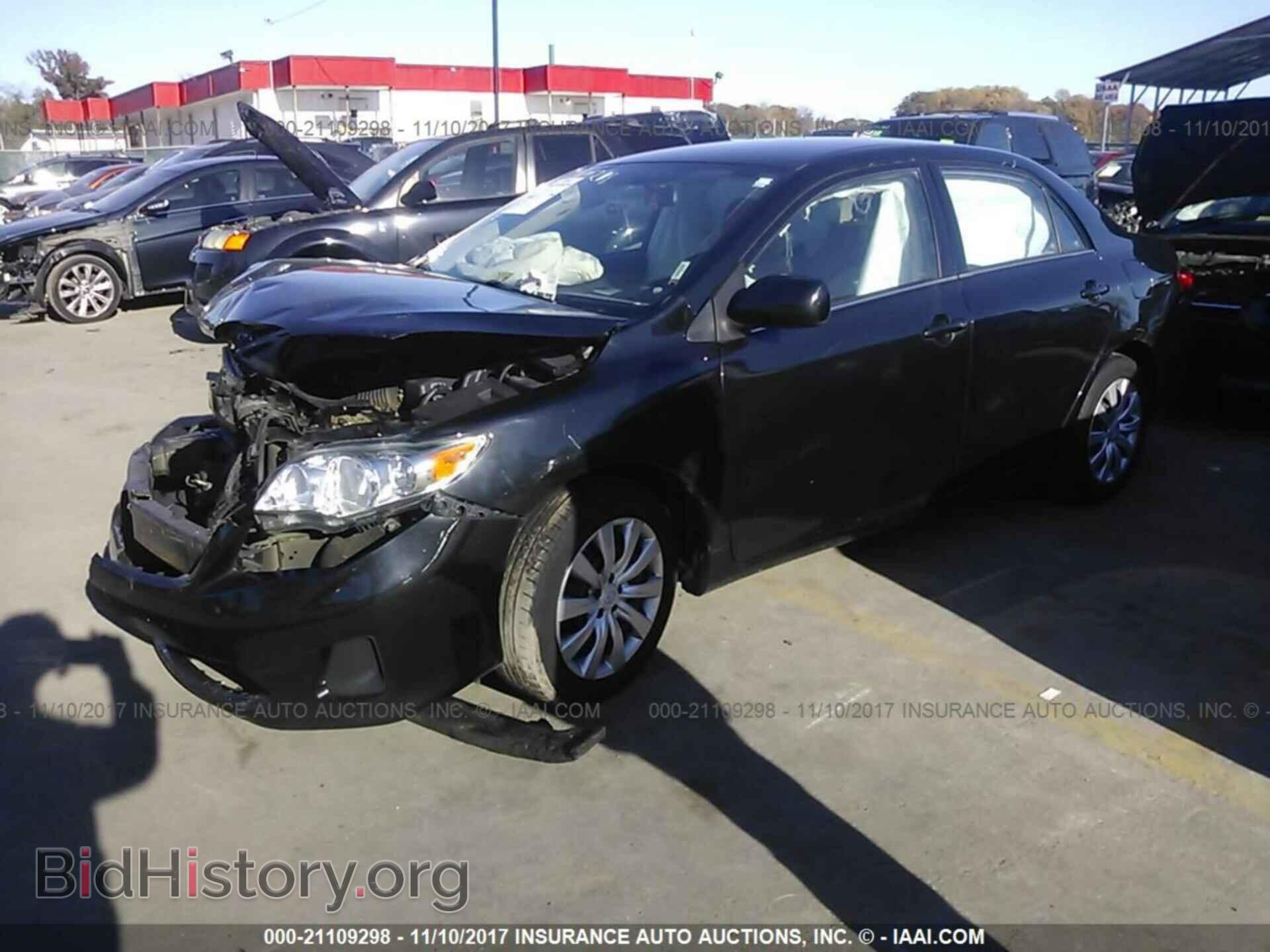 2013 Toyota Corolla - VIN: 5YFBU4EE3DP144503 - Photo 2