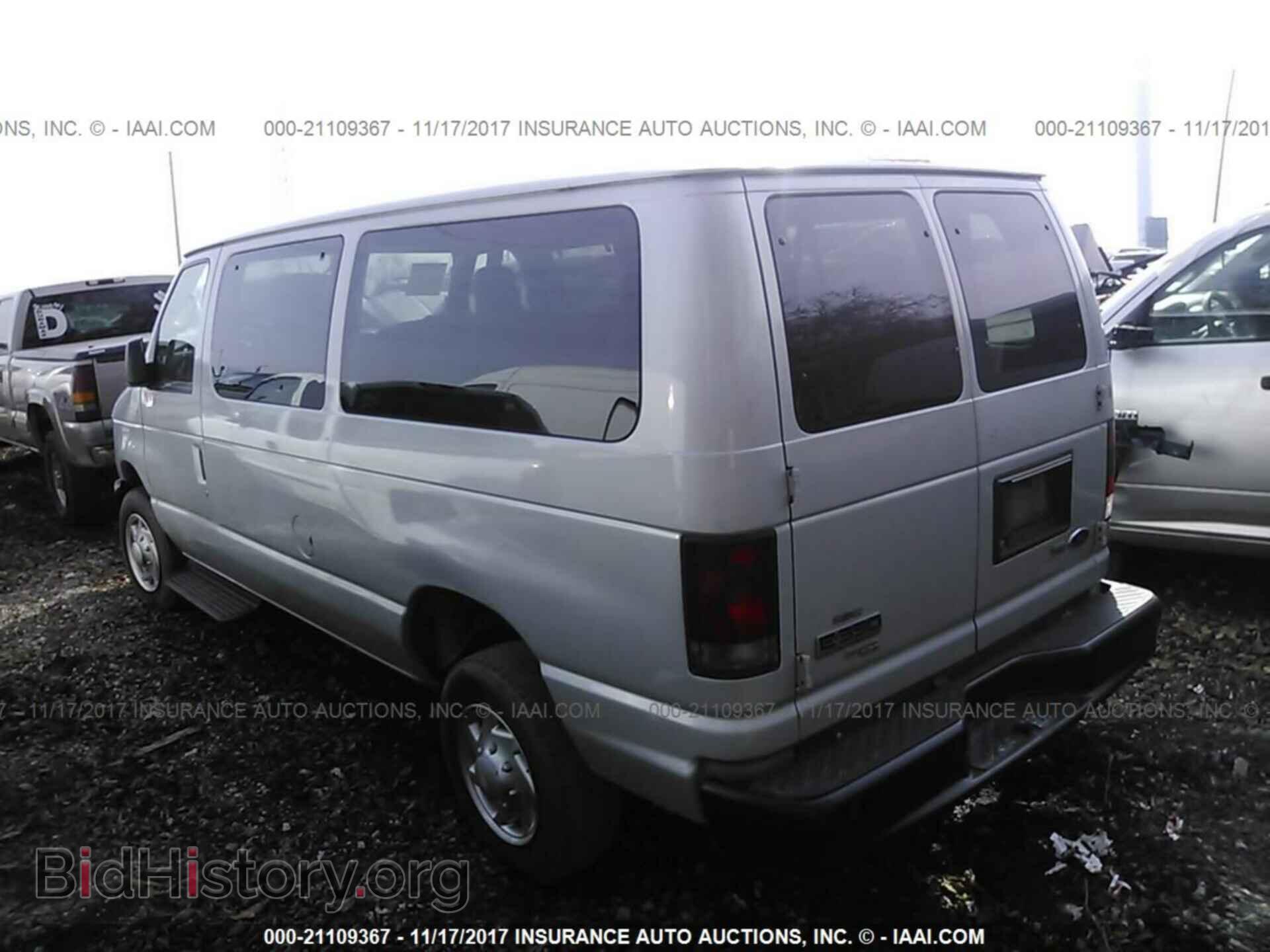 2013 Ford Econoline - VIN: 1FBNE3BL1DDA04142 - Фото 3
