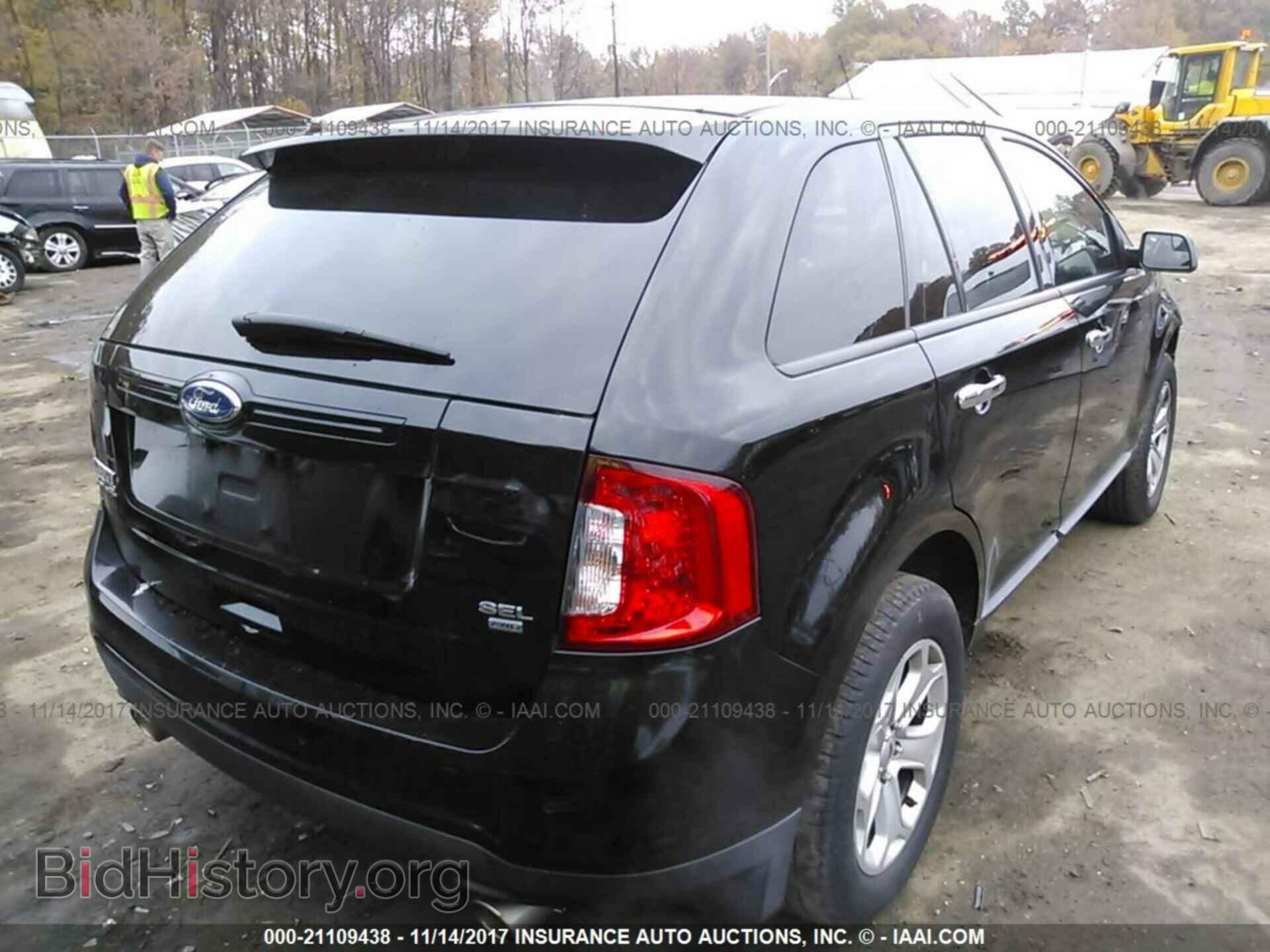 2011 Ford Edge - VIN: 2FMDK4JC9BBB49869 - Photo 4