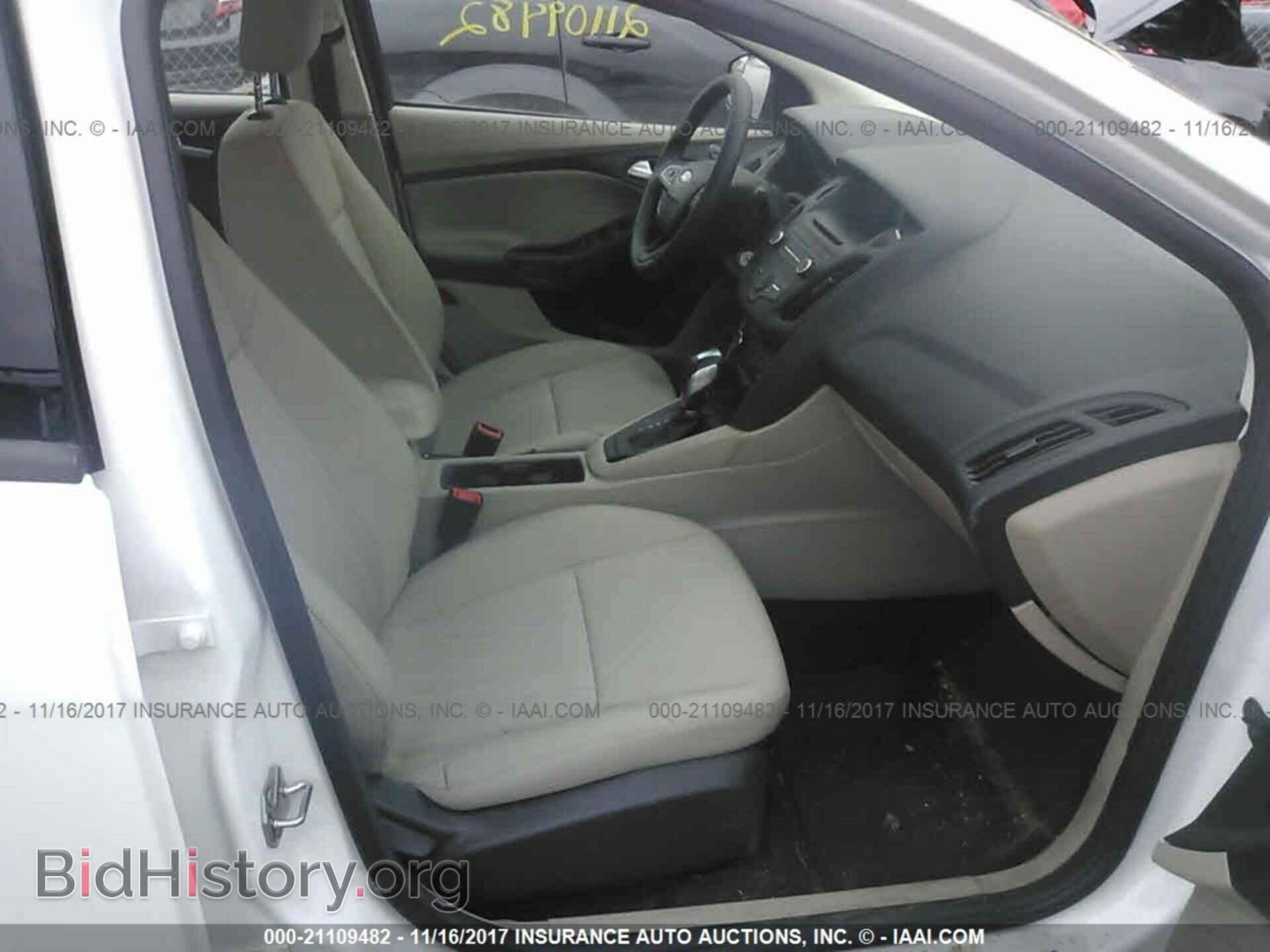 2016 Ford Focus - VIN: 1FADP3F2XGL369566 - Фото 5