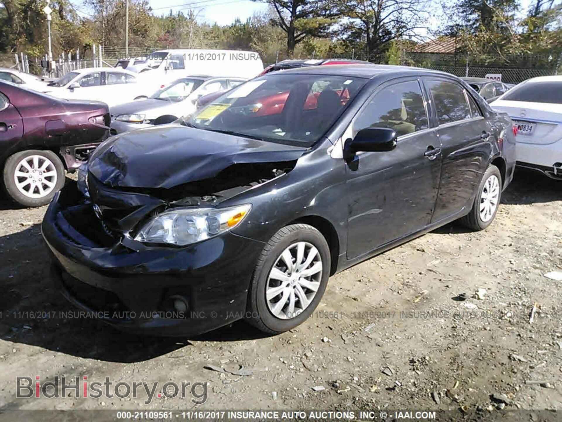 2013 Toyota Corolla - VIN: 5YFBU4EE8DP097906 - Фото 2