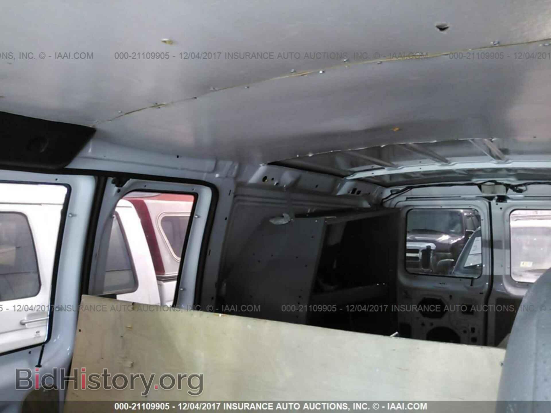 2011 Ford Econoline - VIN: 1FTNE1EWXBDA20701 - Фото 8