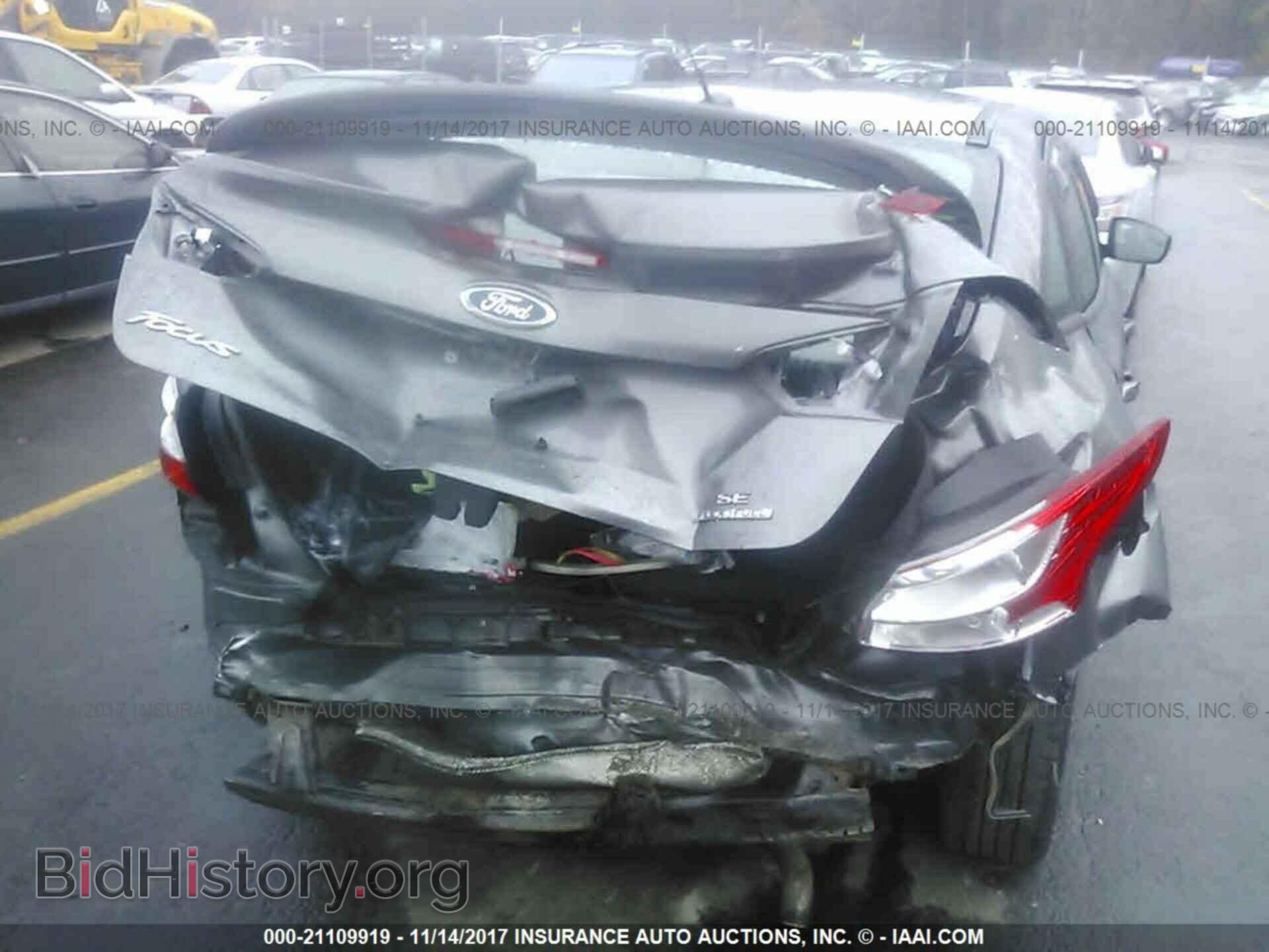 2014 Ford Focus - VIN: 1FADP3F28EL240111 - Photo 6