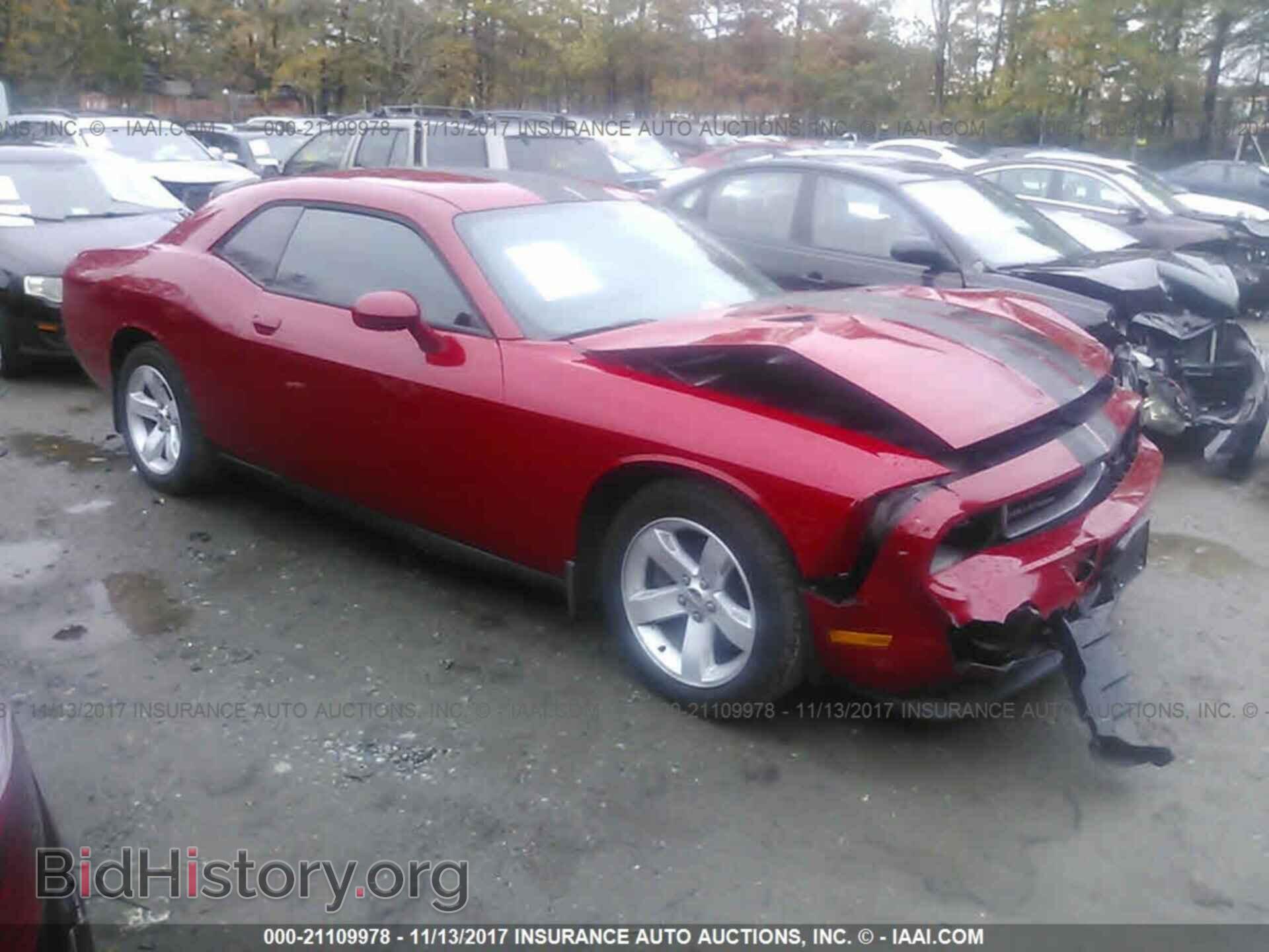 Photo 2C3CDYAG6CH105707 - Dodge Challenger 2012