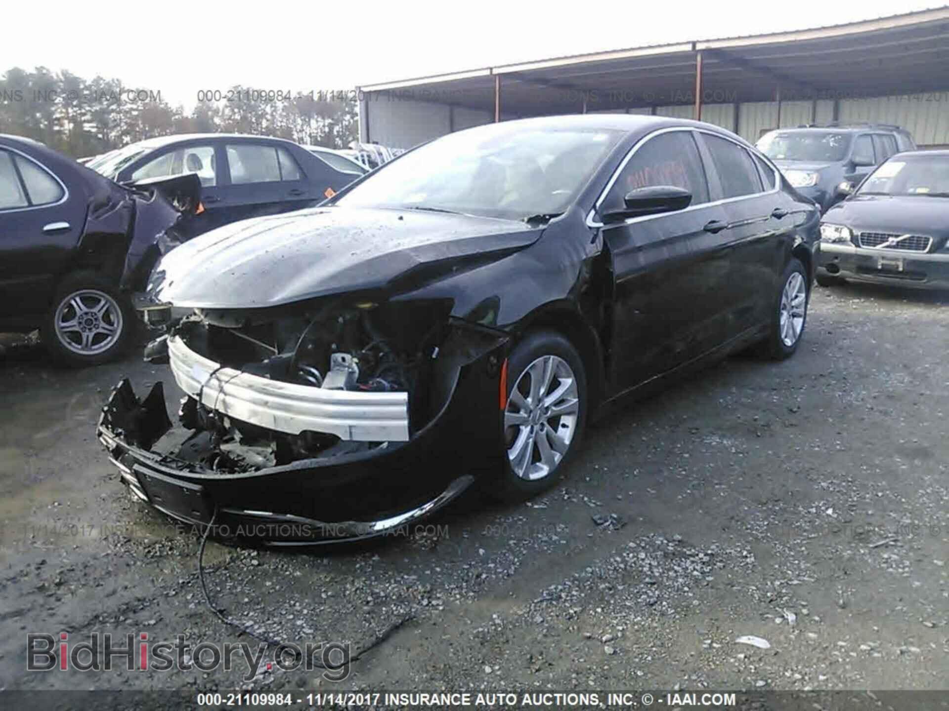 2016 Chrysler 200 - VIN: 1C3CCCAB4GN153391 - Фото 2