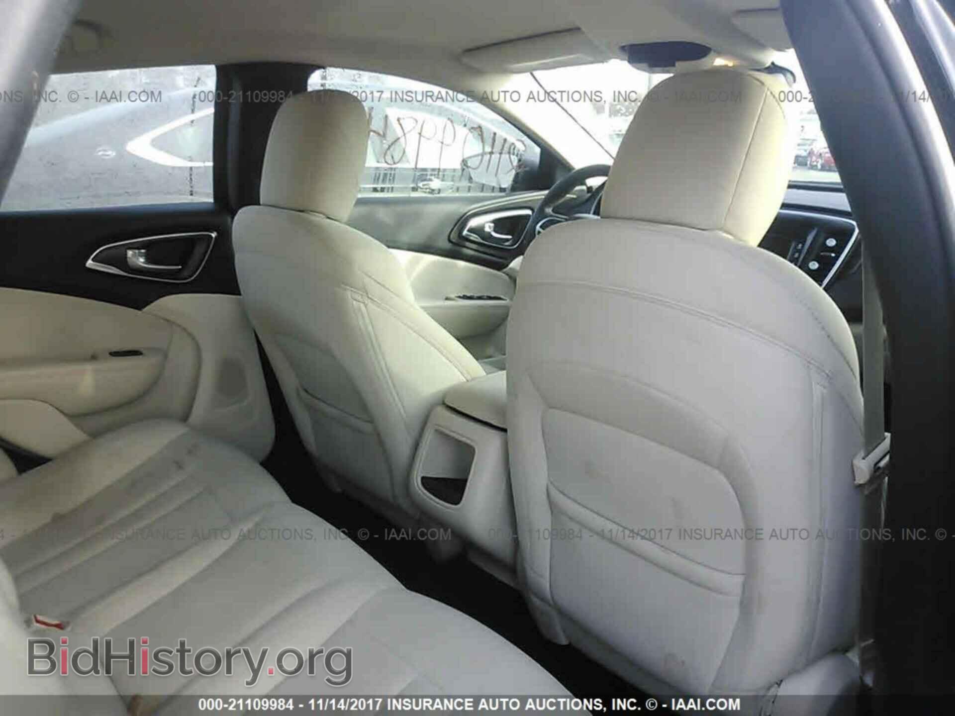 2016 Chrysler 200 - VIN: 1C3CCCAB4GN153391 - Фото 8