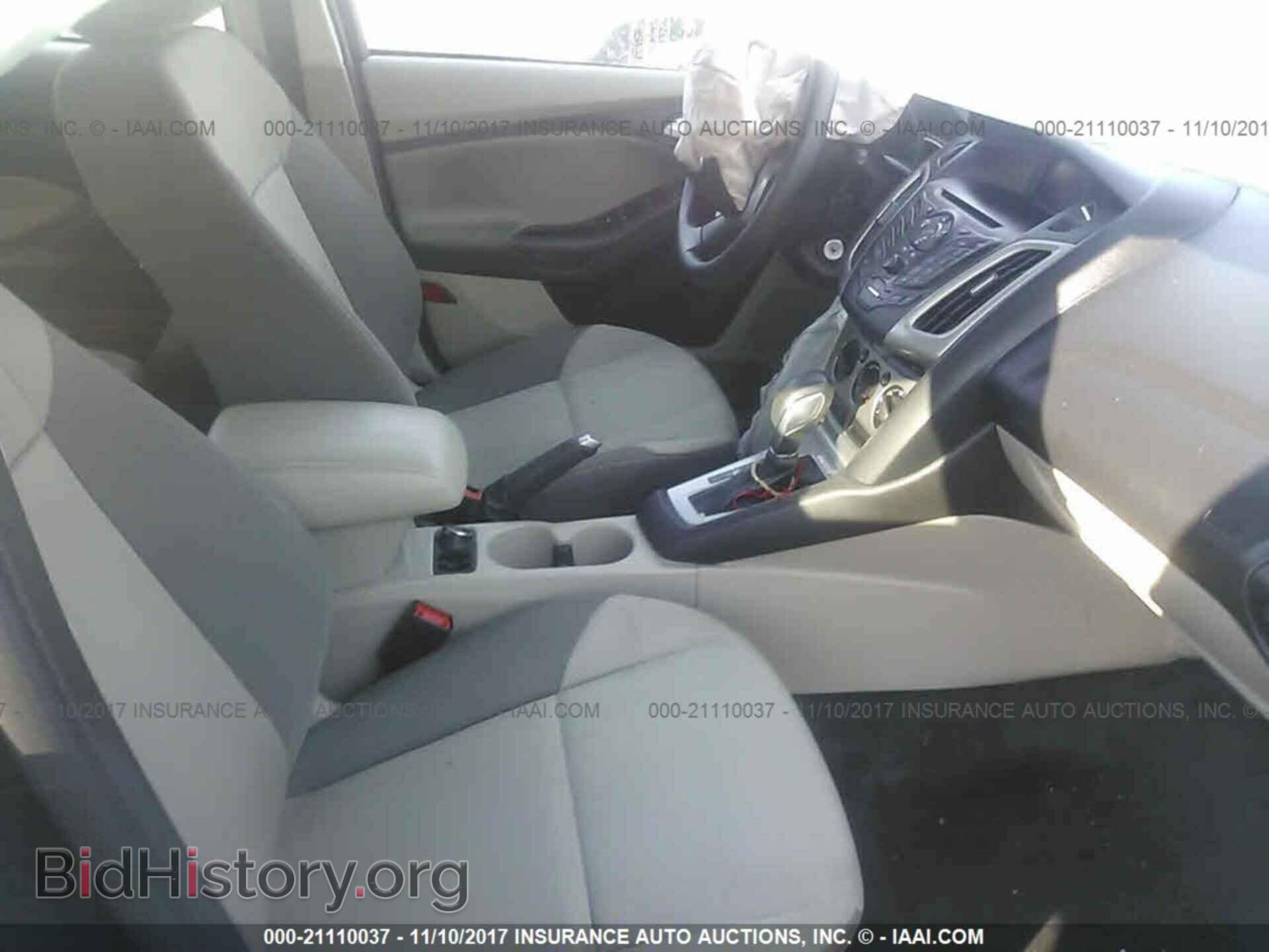 2014 Ford Focus - VIN: 1FADP3K2XEL220092 - Photo 5