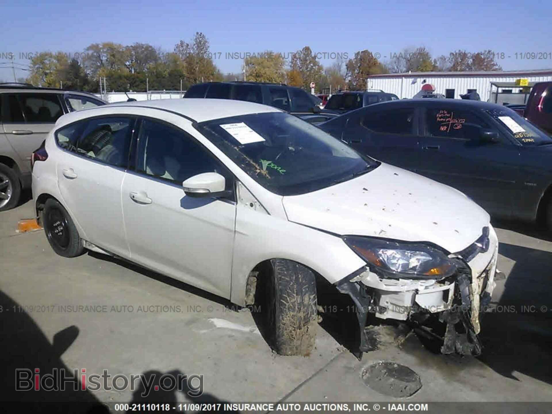 Photo 1FAHP3N20CL444093 - Ford Focus 2012