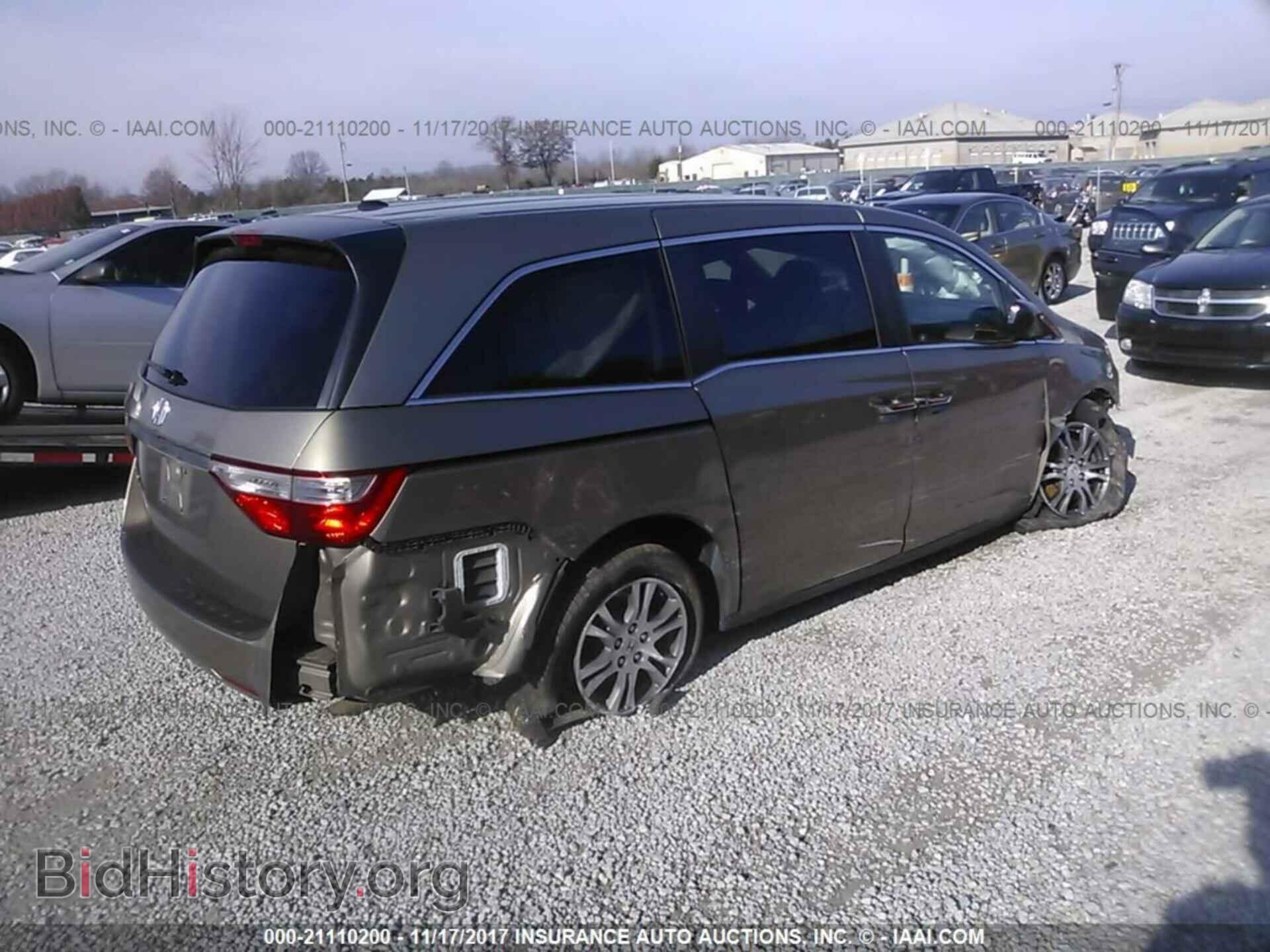 2012 Honda Odyssey - VIN: 5FNRL5H67CB017467 - Photo 4