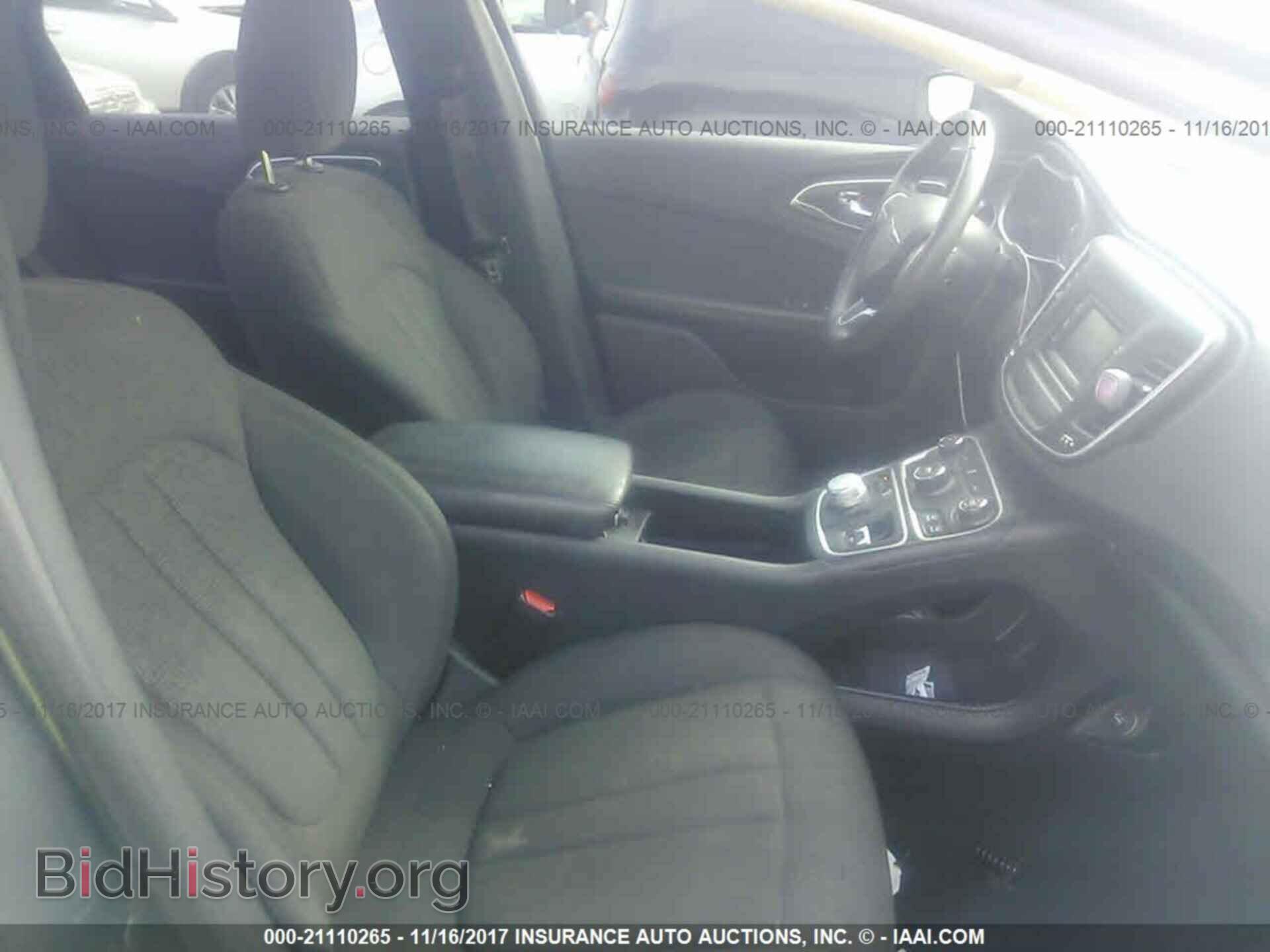 2015 Chrysler 200 - VIN: 1C3CCCAB6FN563432 - Photo 5