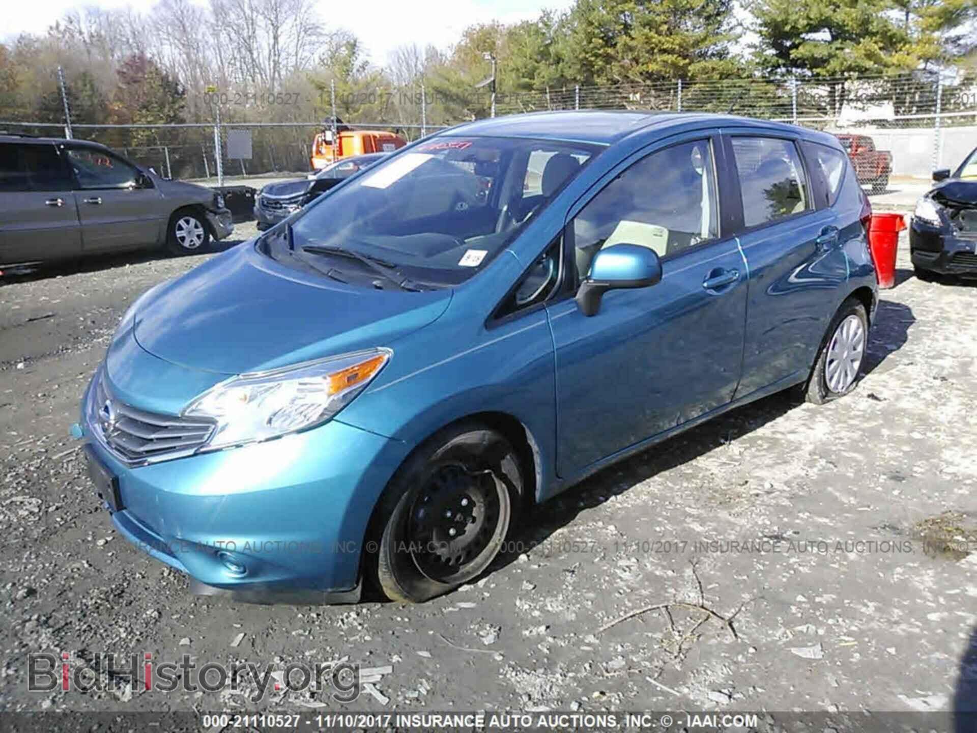 2014 Nissan Versa note - VIN: 3N1CE2CP2EL367711 - Фото 2