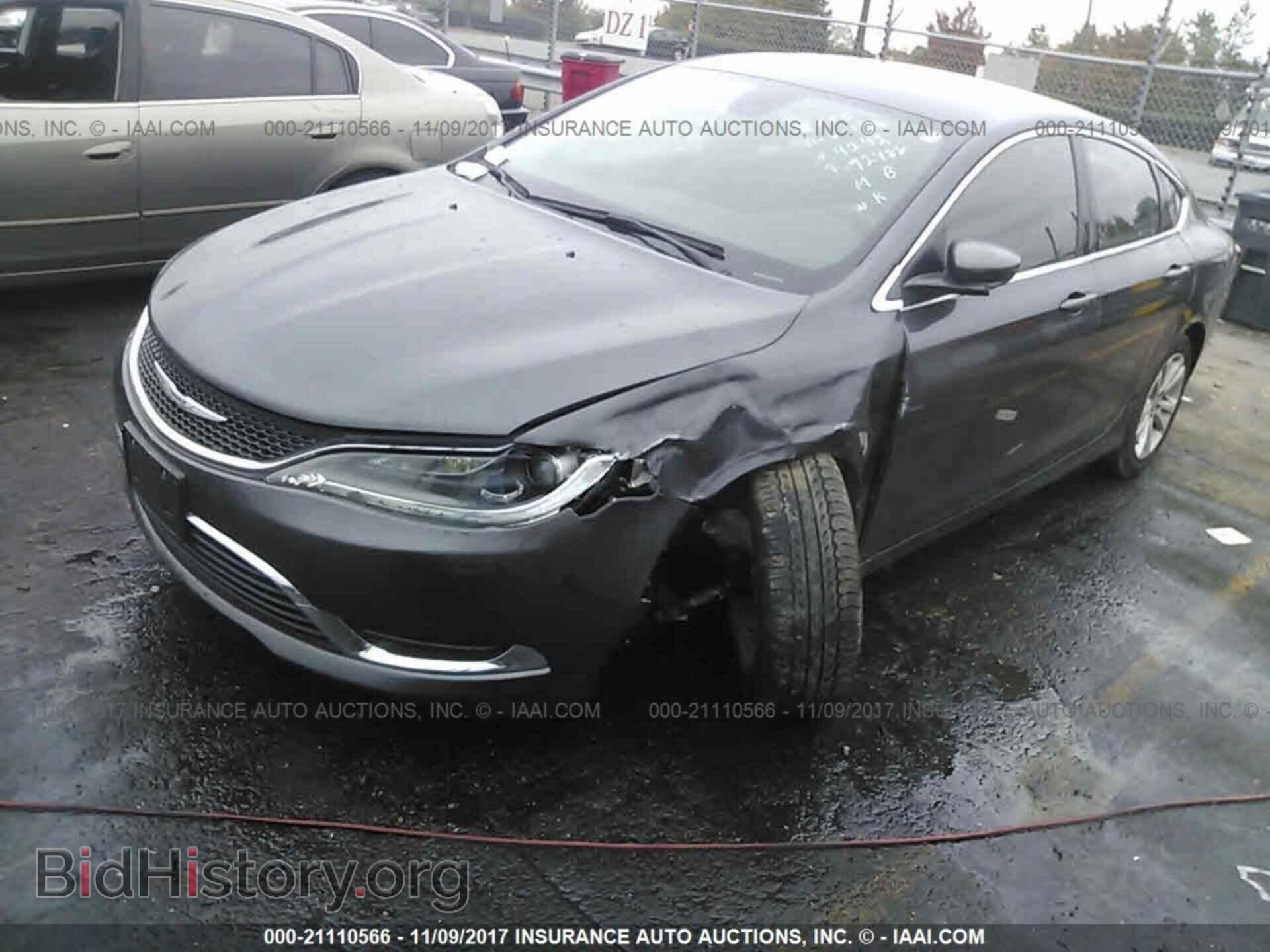 2015 Chrysler 200 - VIN: 1C3CCCABXFN604242 - Фото 2