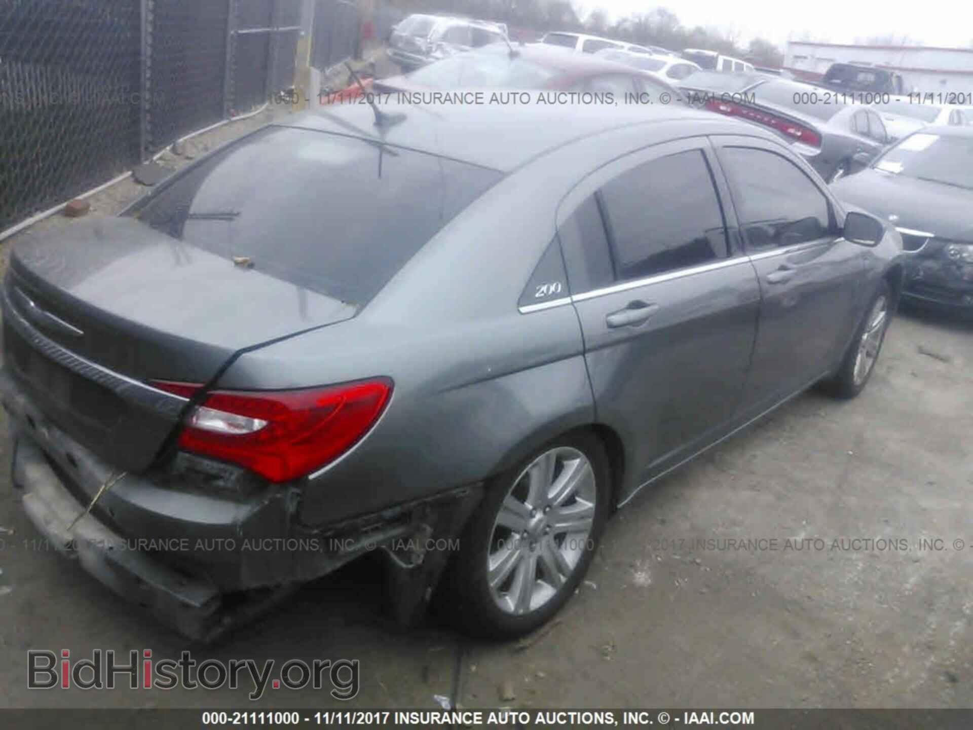 2012 Chrysler 200 - VIN: 1C3CCBBG7CN297712 - Фото 4