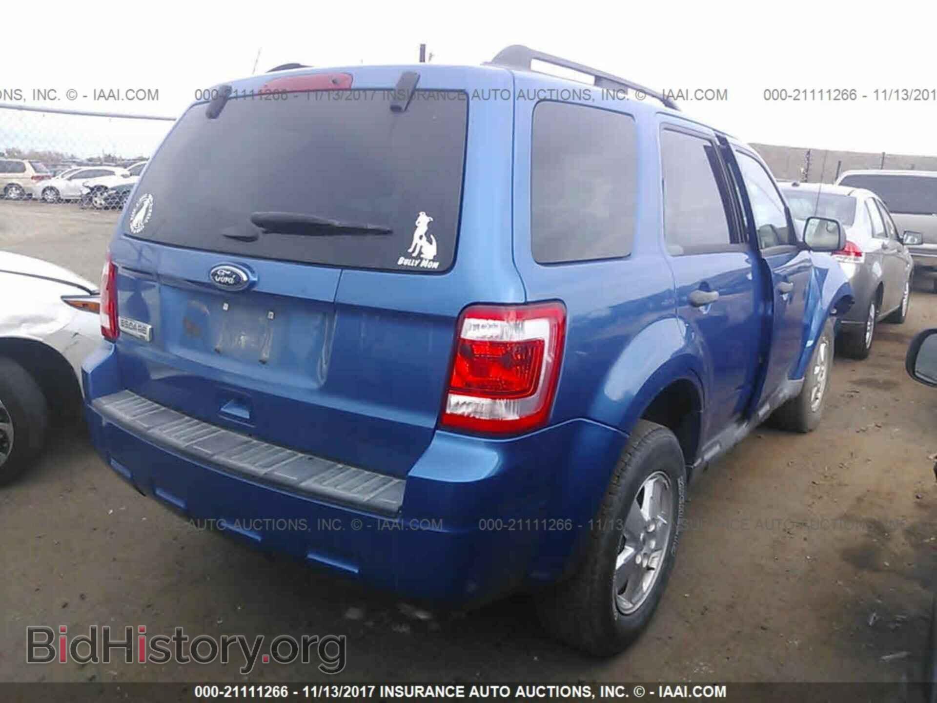 2011 Ford Escape - VIN: 1FMCU9D72BKB74488 - Photo 4