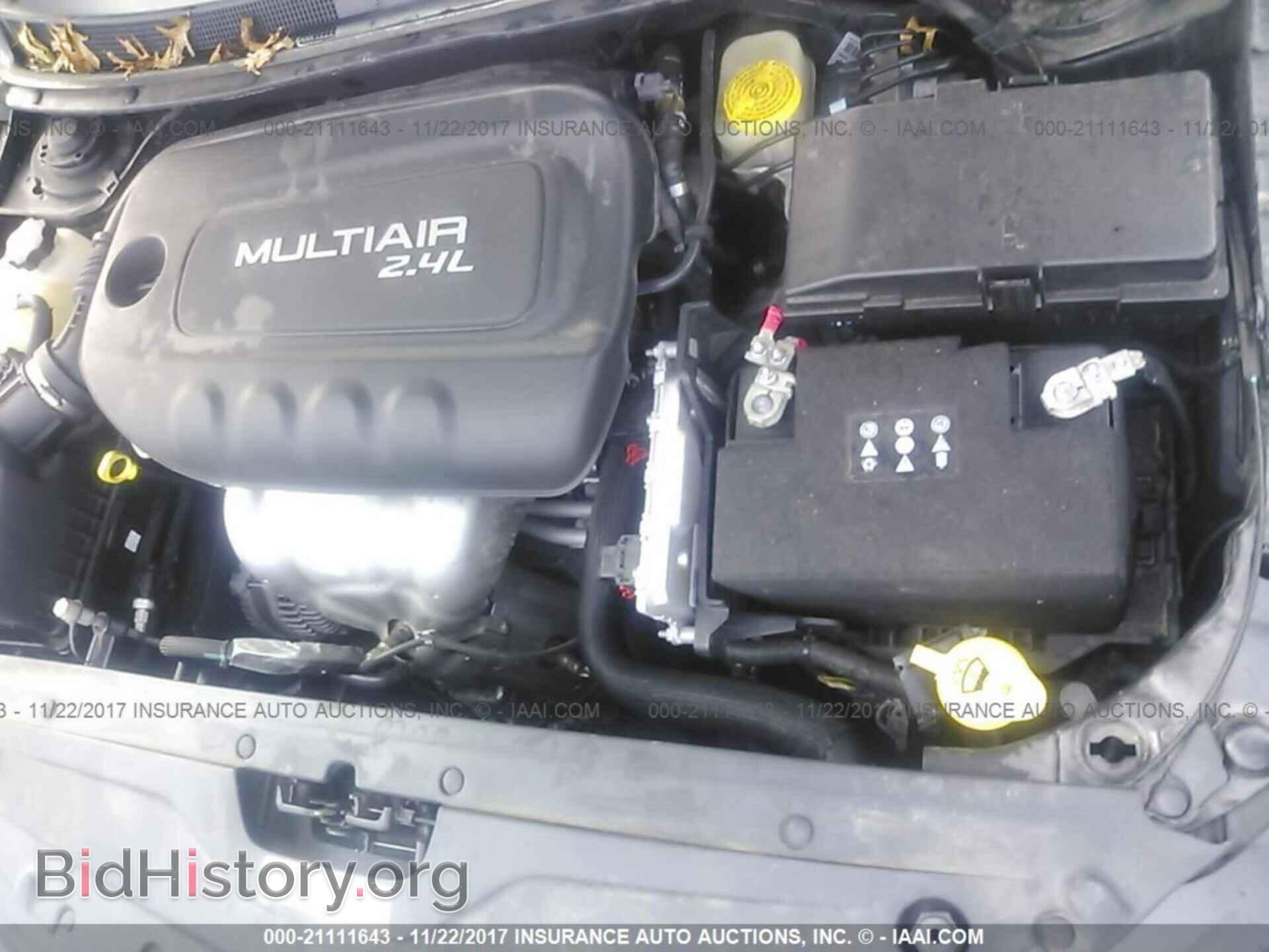 2015 Chrysler 200 - VIN: 1C3CCCAB7FN570308 - Photo 10