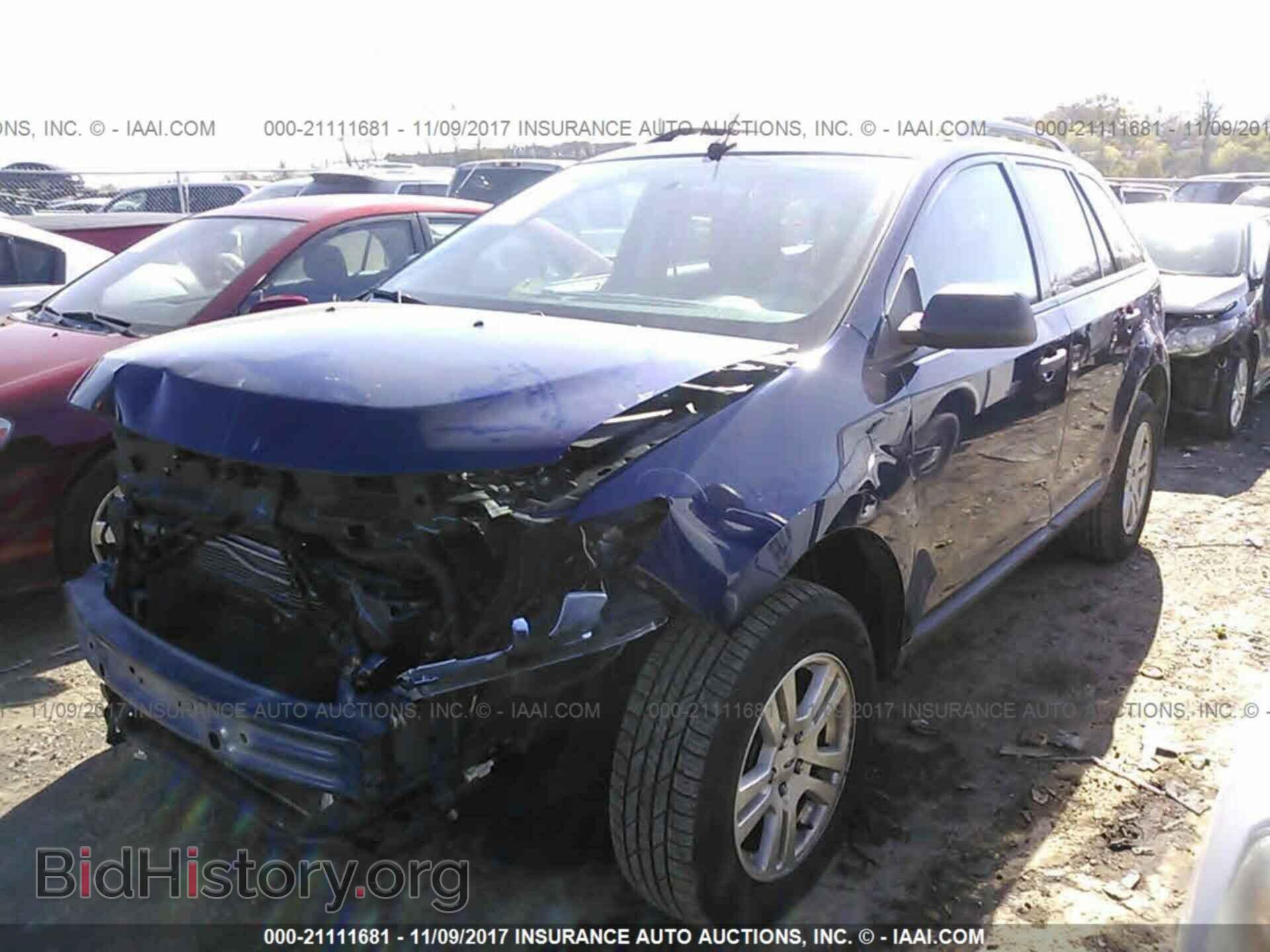 2011 Ford Edge - VIN: 2FMDK3GC2BBB40626 - Photo 2