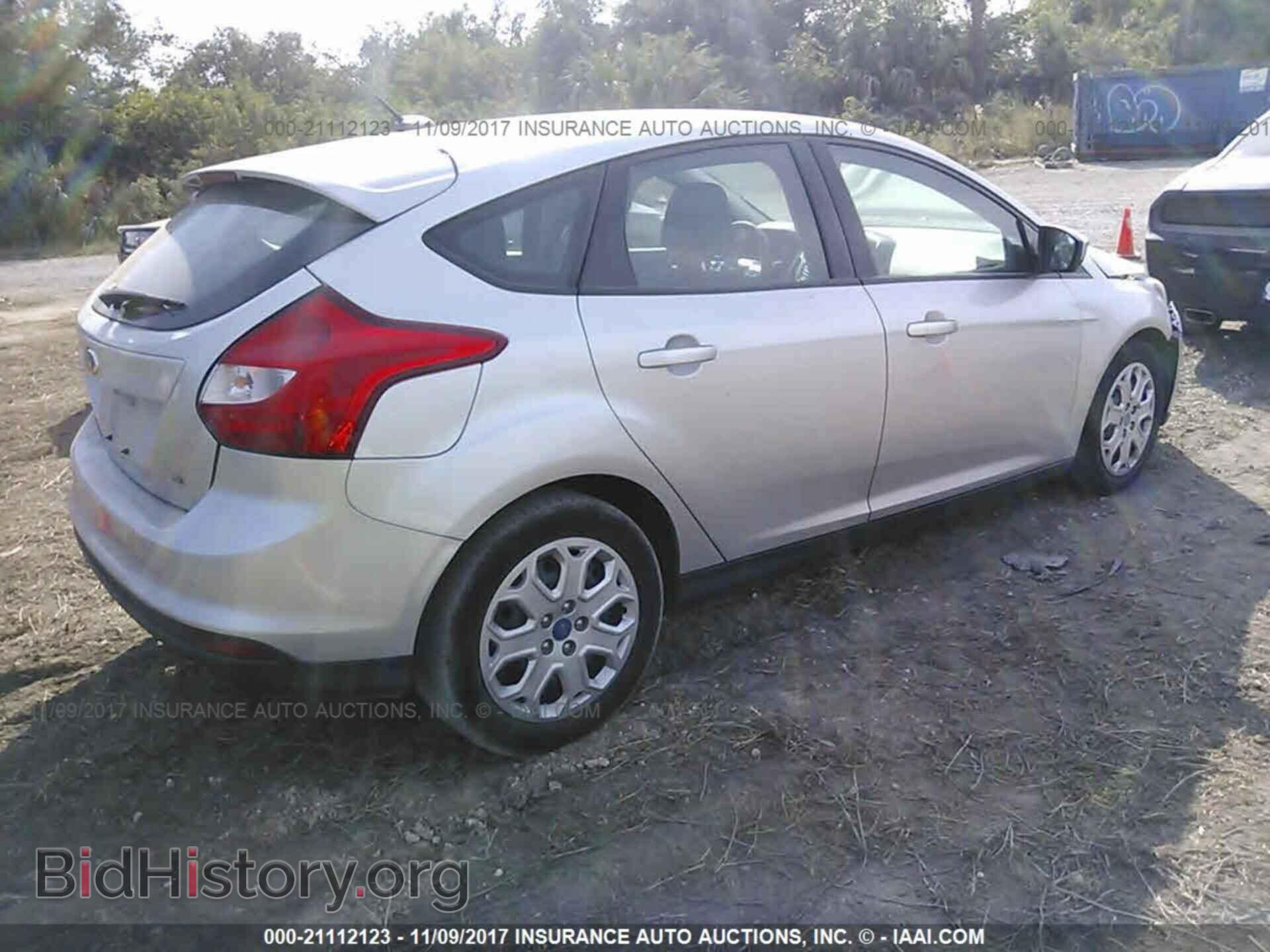 2012 Ford Focus - VIN: 1FAHP3K20CL166557 - Photo 4