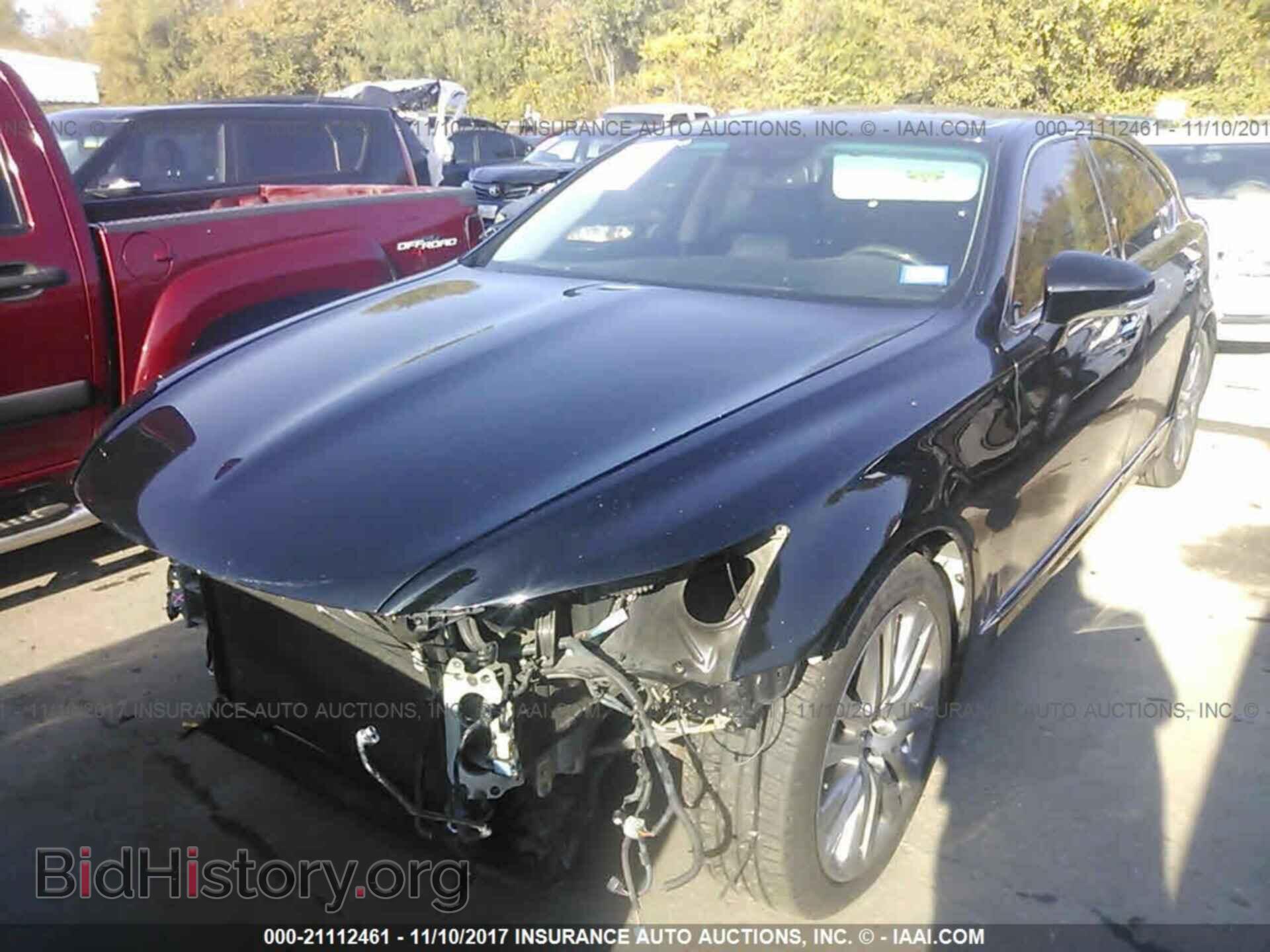 2013 Lexus Ls - VIN: JTHBL5EF4D5121132 - Photo 2