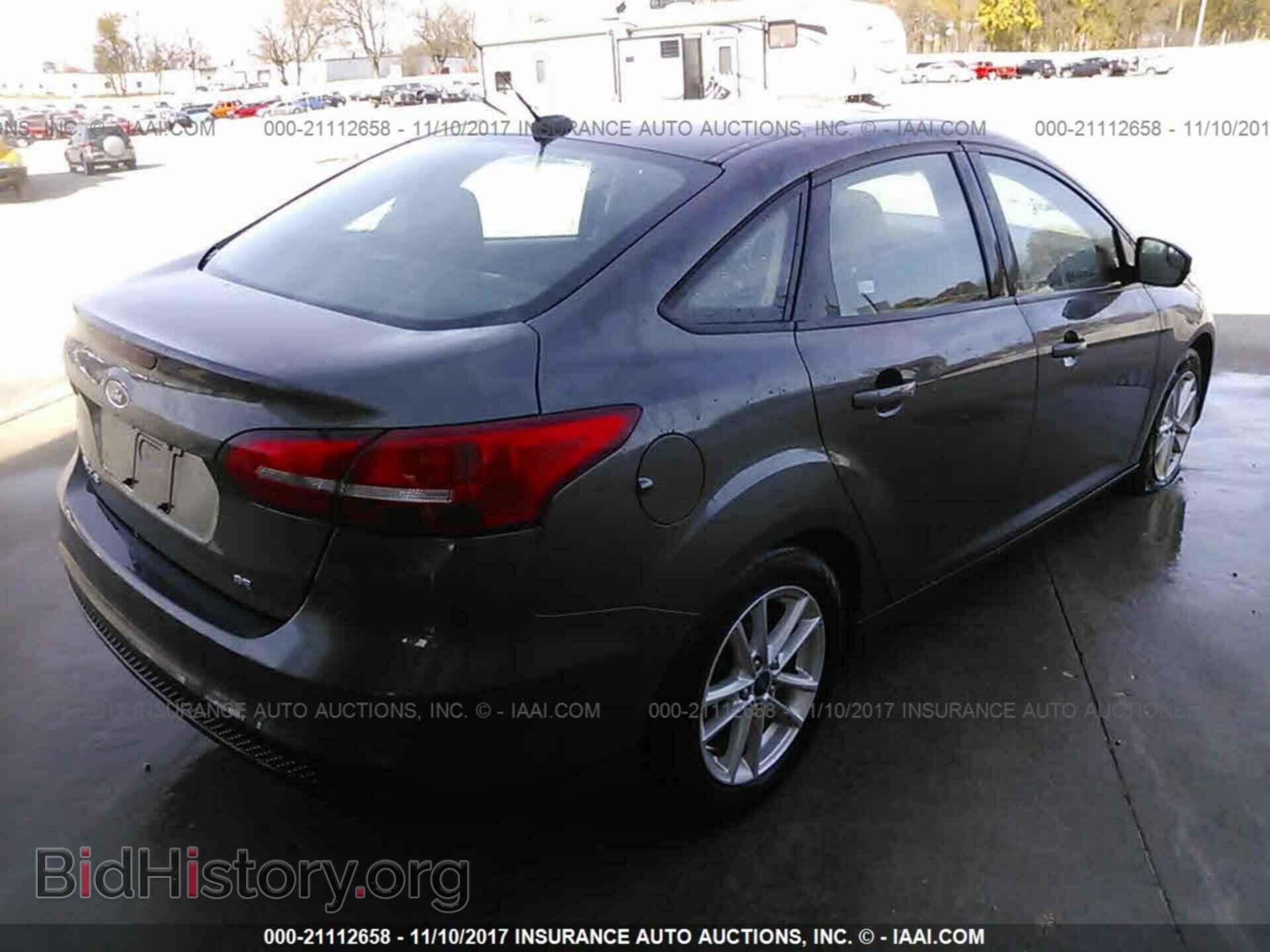 2016 Ford Focus - VIN: 1FADP3F23GL344881 - Фото 4
