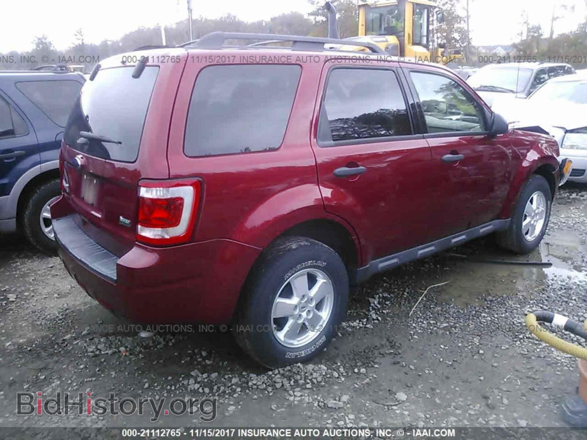 2012 Ford Escape - VIN: 1FMCU9DG5CKB16375 - Photo 4