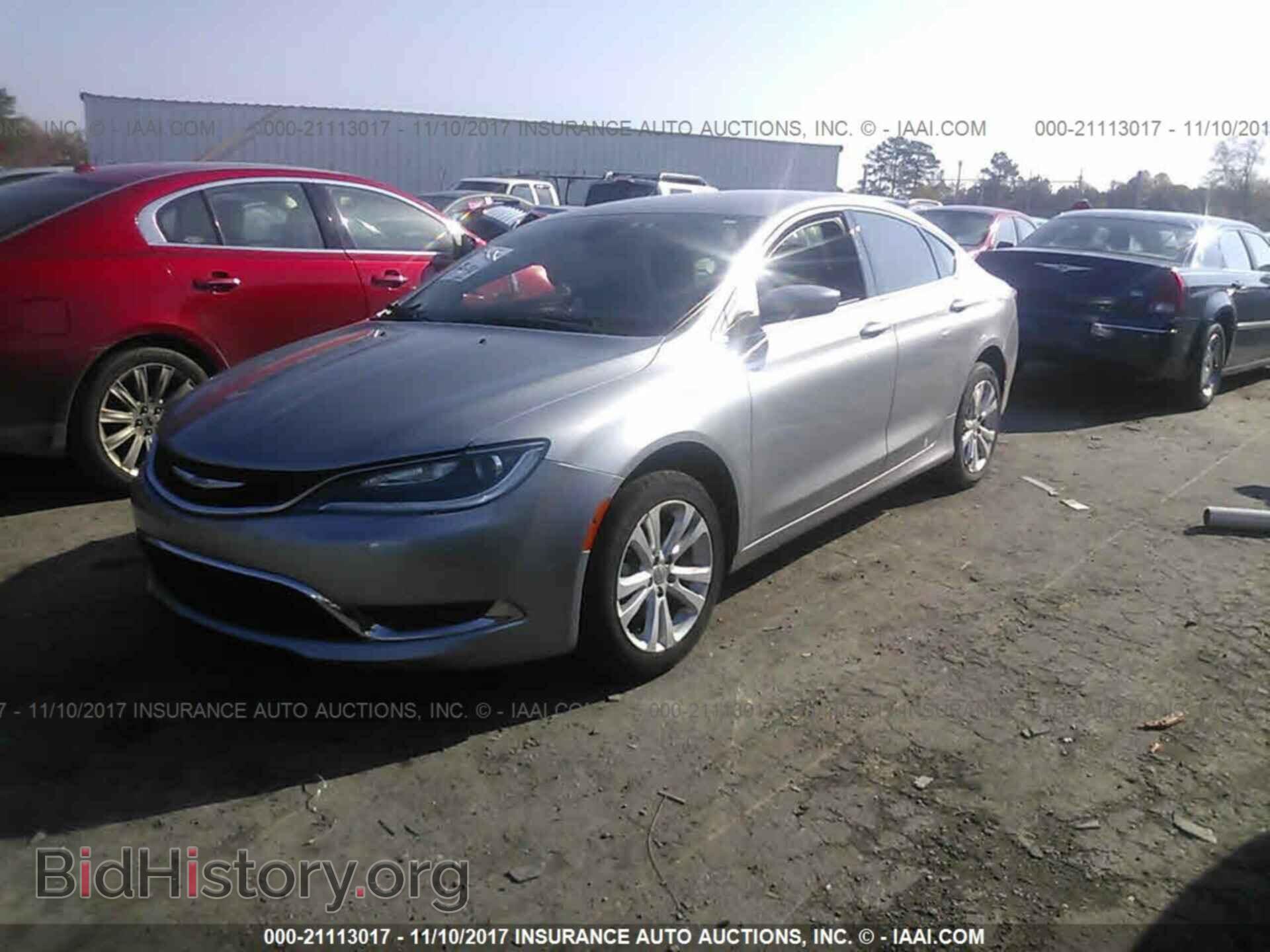2015 Chrysler 200 - VIN: 1C3CCCAB9FN677909 - Photo 2
